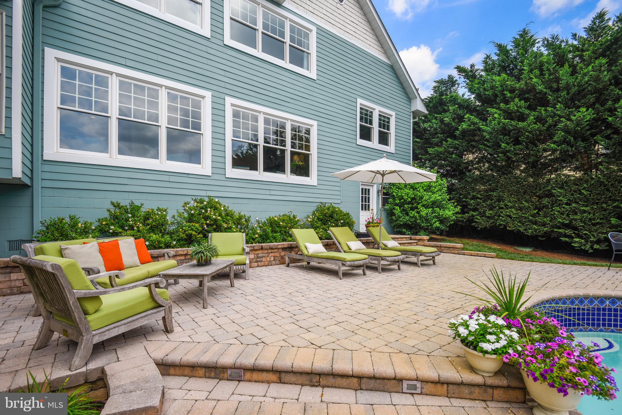 WILD ROSE SHORES - Residential