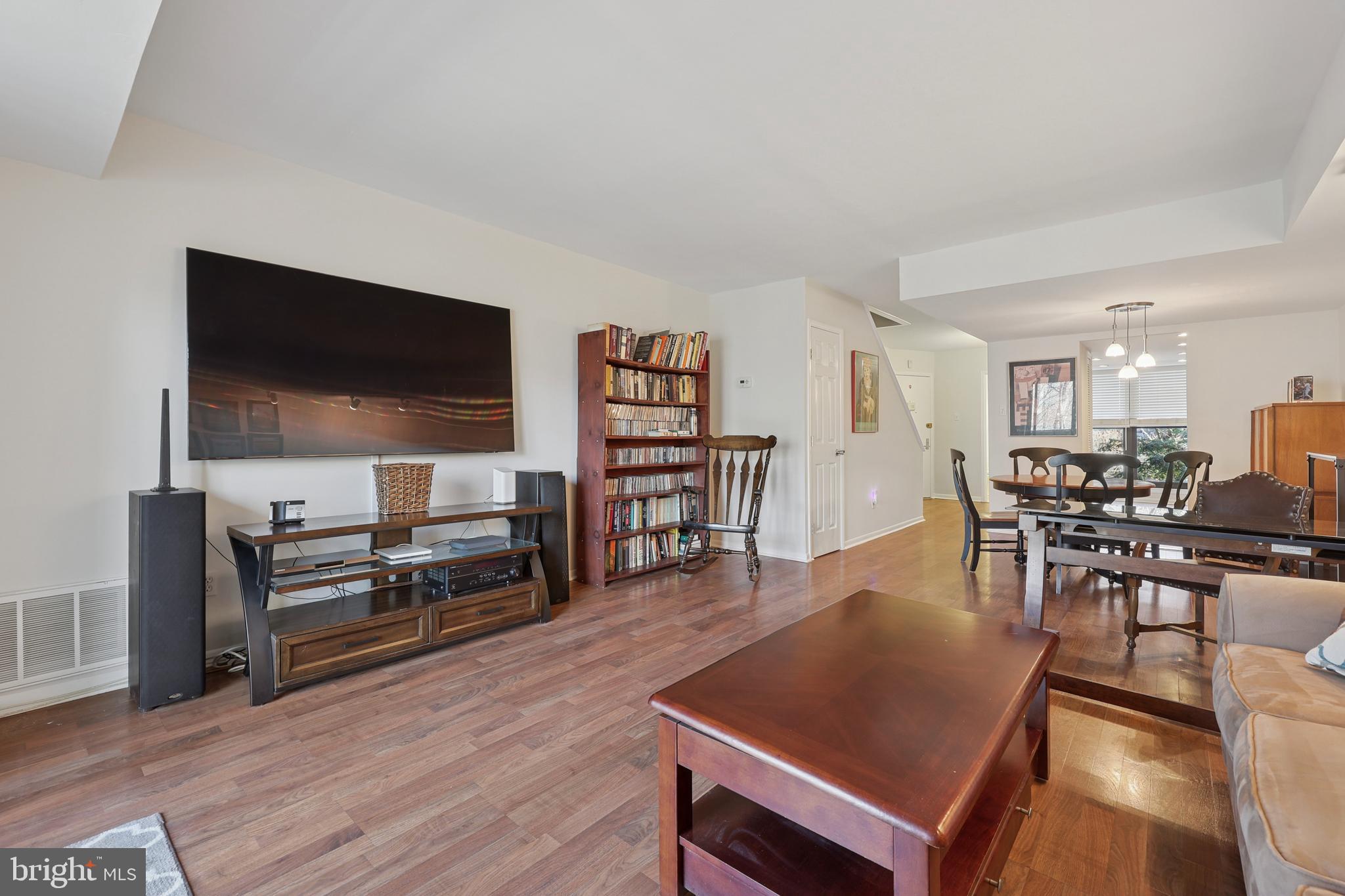 GREEN TREE RUN - Residential