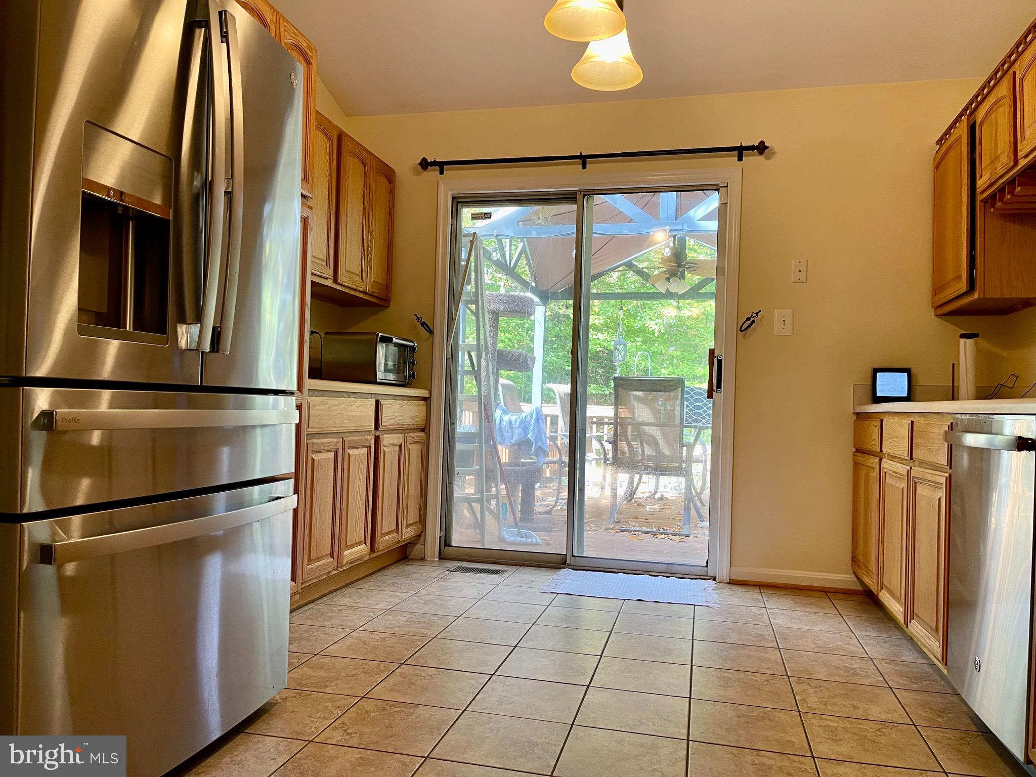 HICKORY RIDGE - Residential