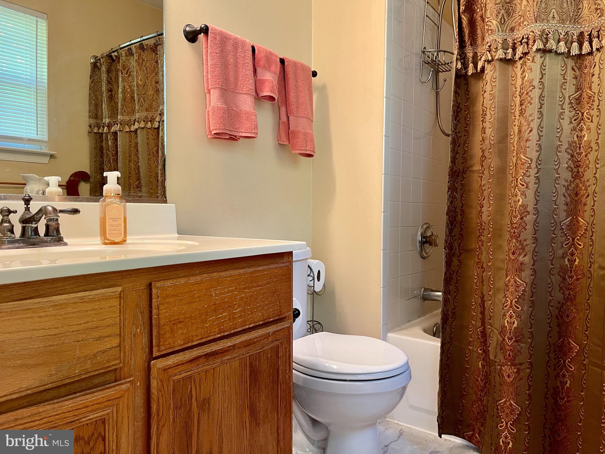 HICKORY RIDGE - Residential