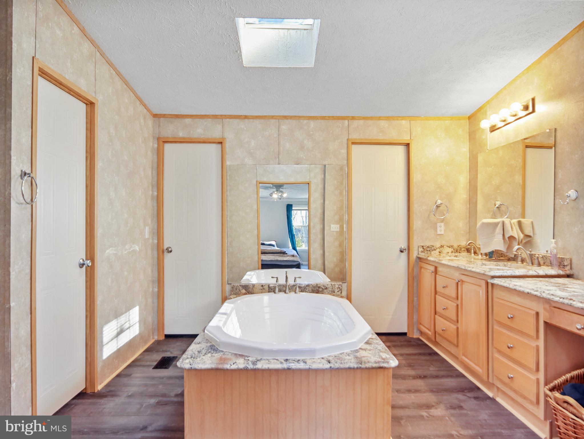 RED HAWK - Residential