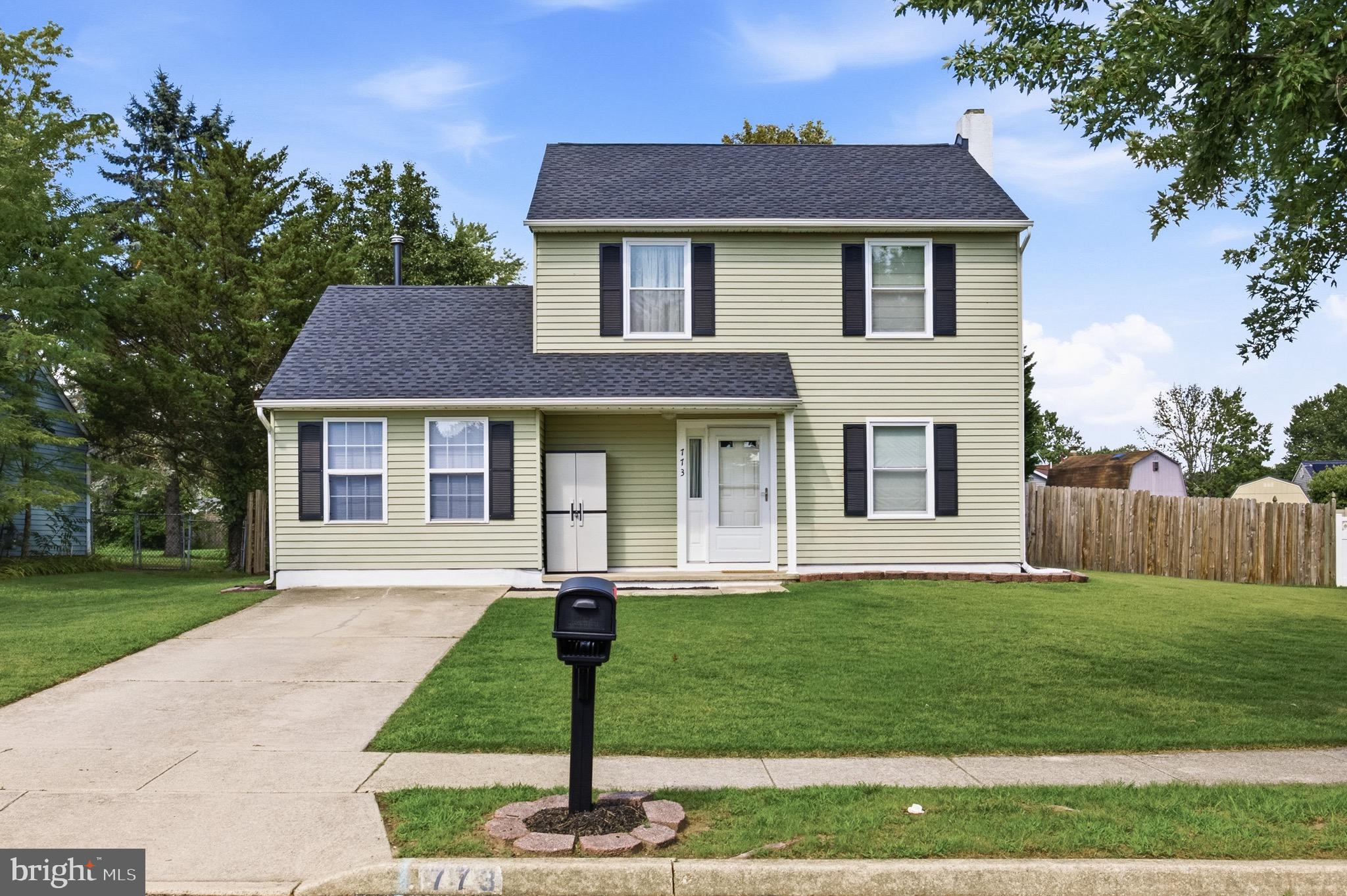 773 RICHMOND DRIVE