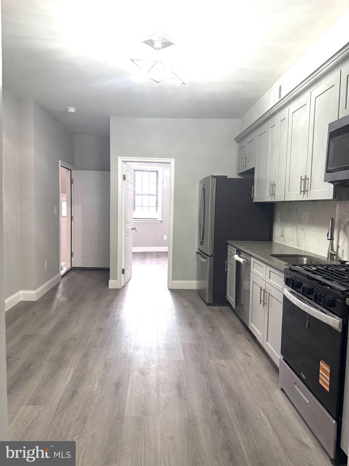 925 S 11TH STREET