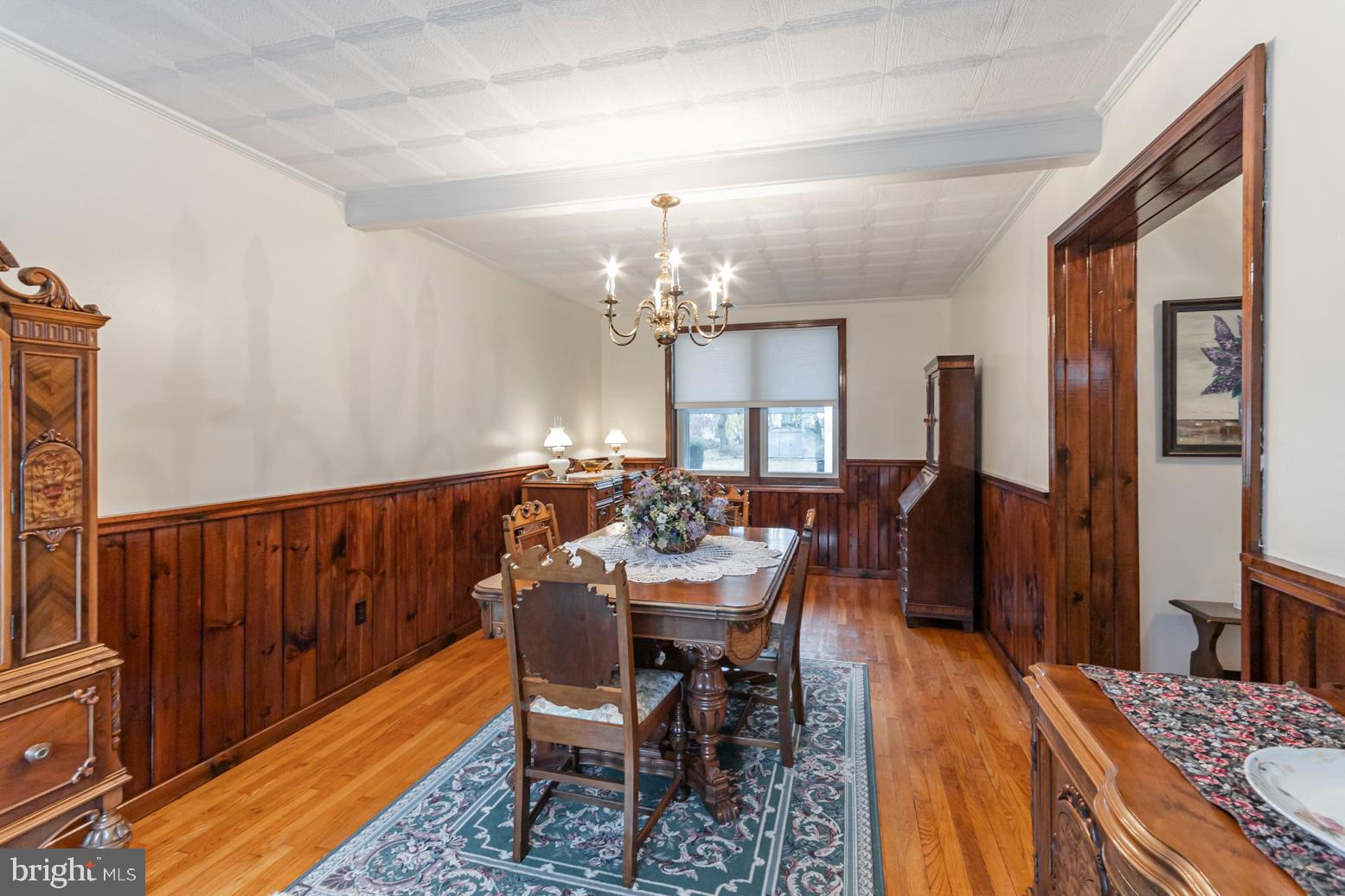 FLORA HILLS - Residential