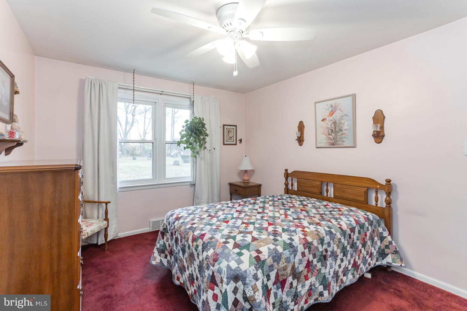 FLORA HILLS - Residential