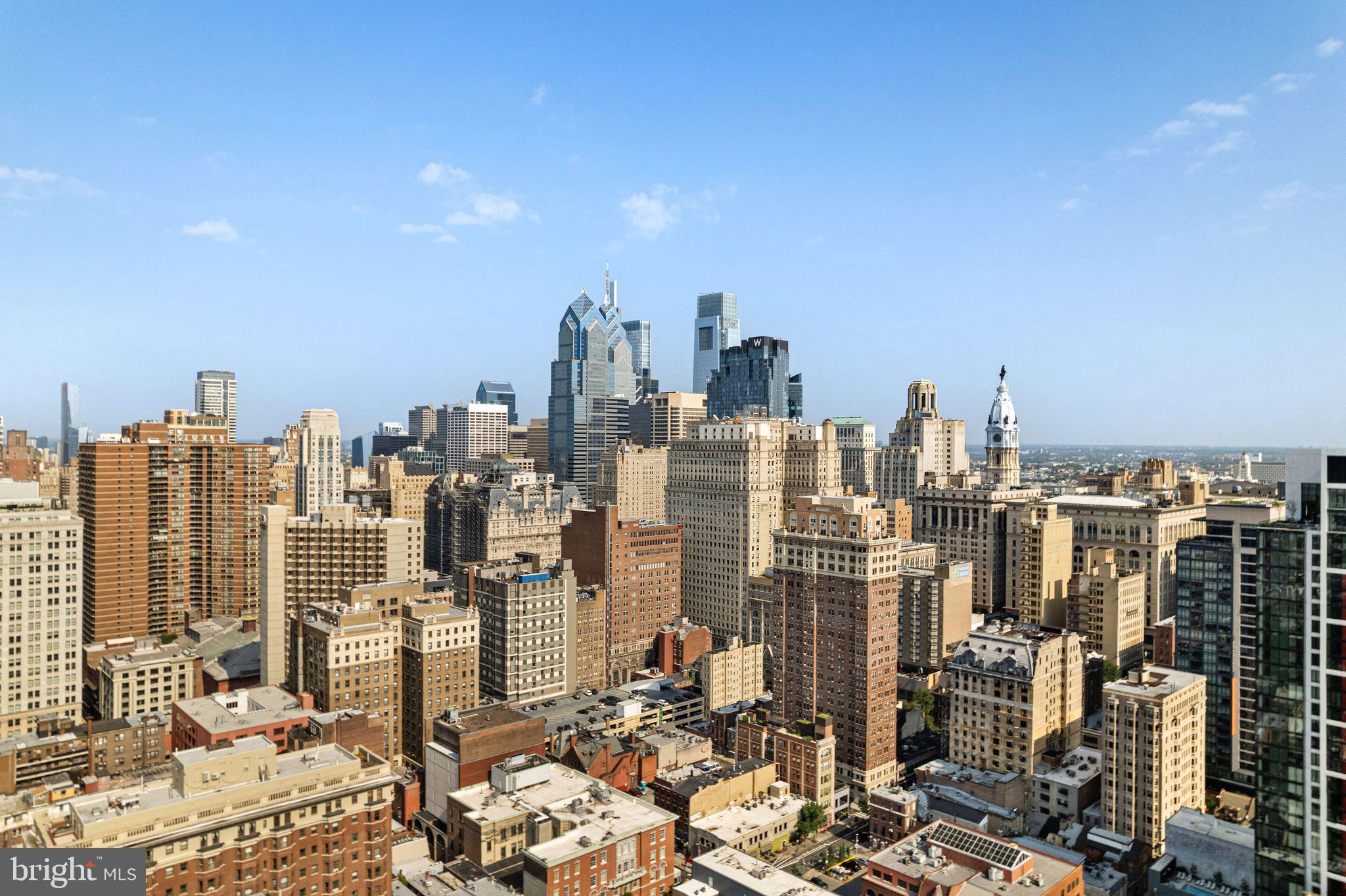 AVENUE OF THE ARTS - Residential