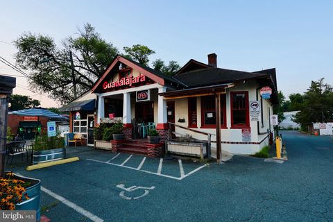 2206 FONTAINE AVENUE CHARLOTTESVILLE VA 22903