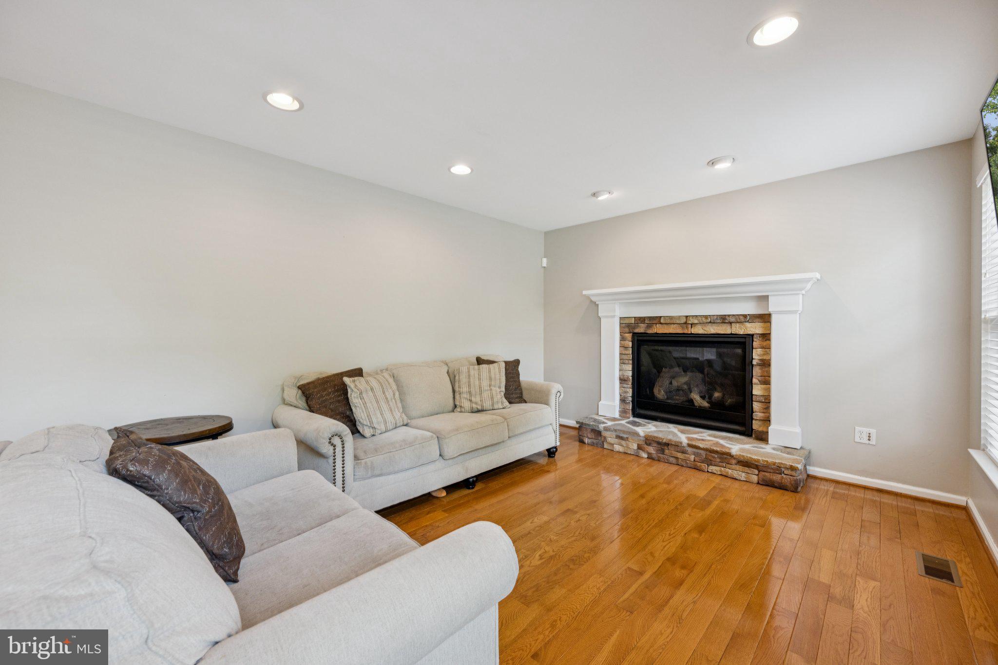 FIELDS OF NOTTINGHAM - Residential