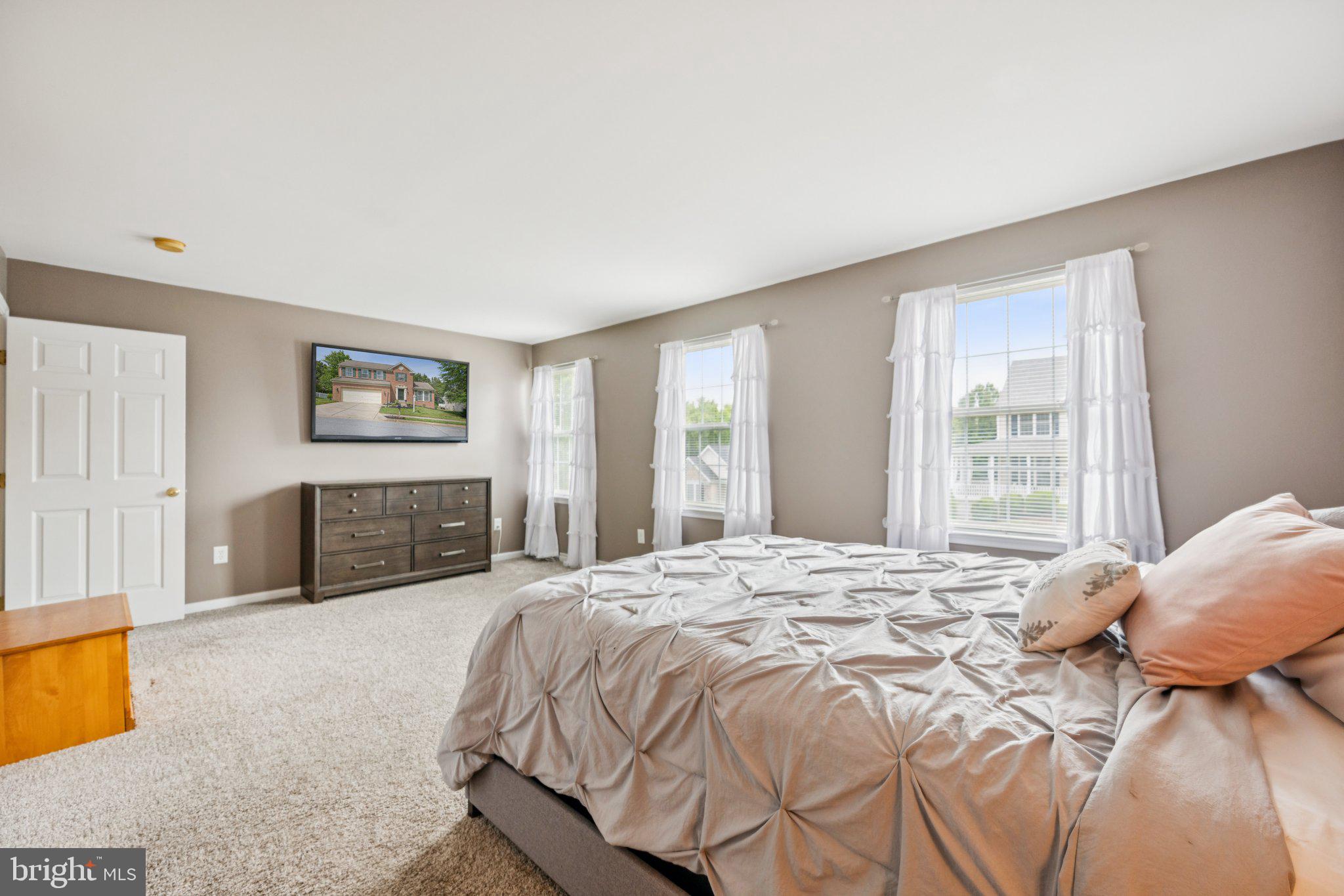 FIELDS OF NOTTINGHAM - Residential