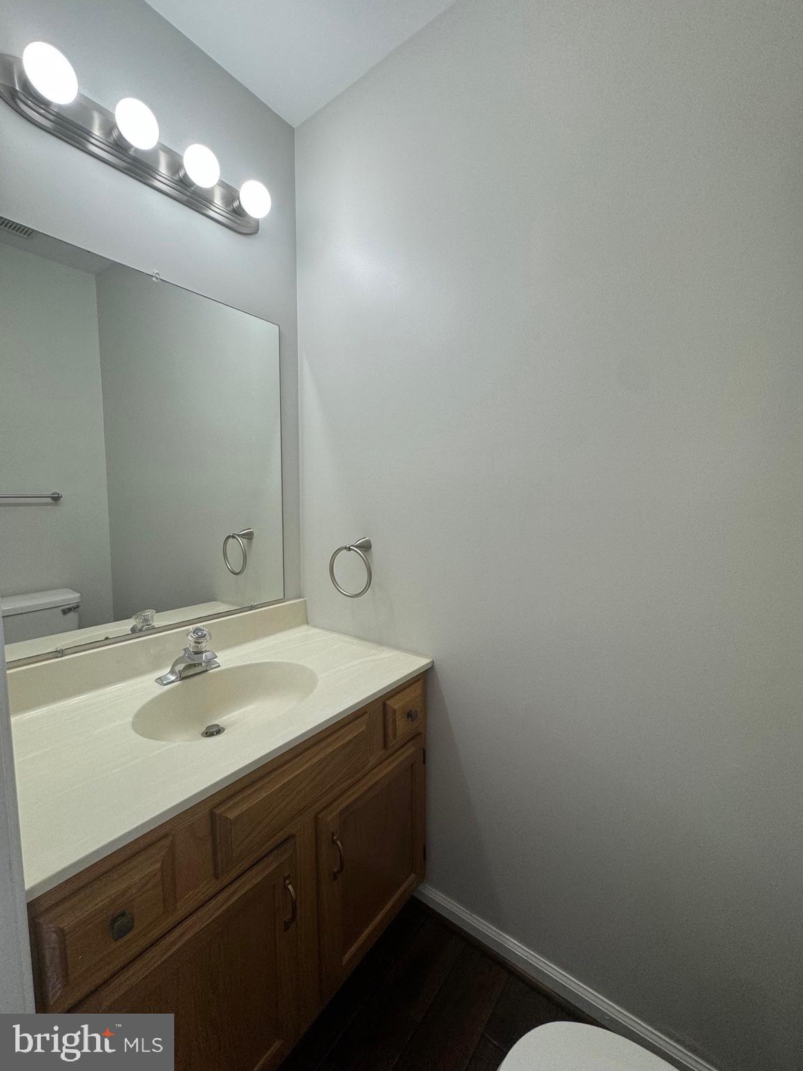 STONEHENGE - Residential Lease