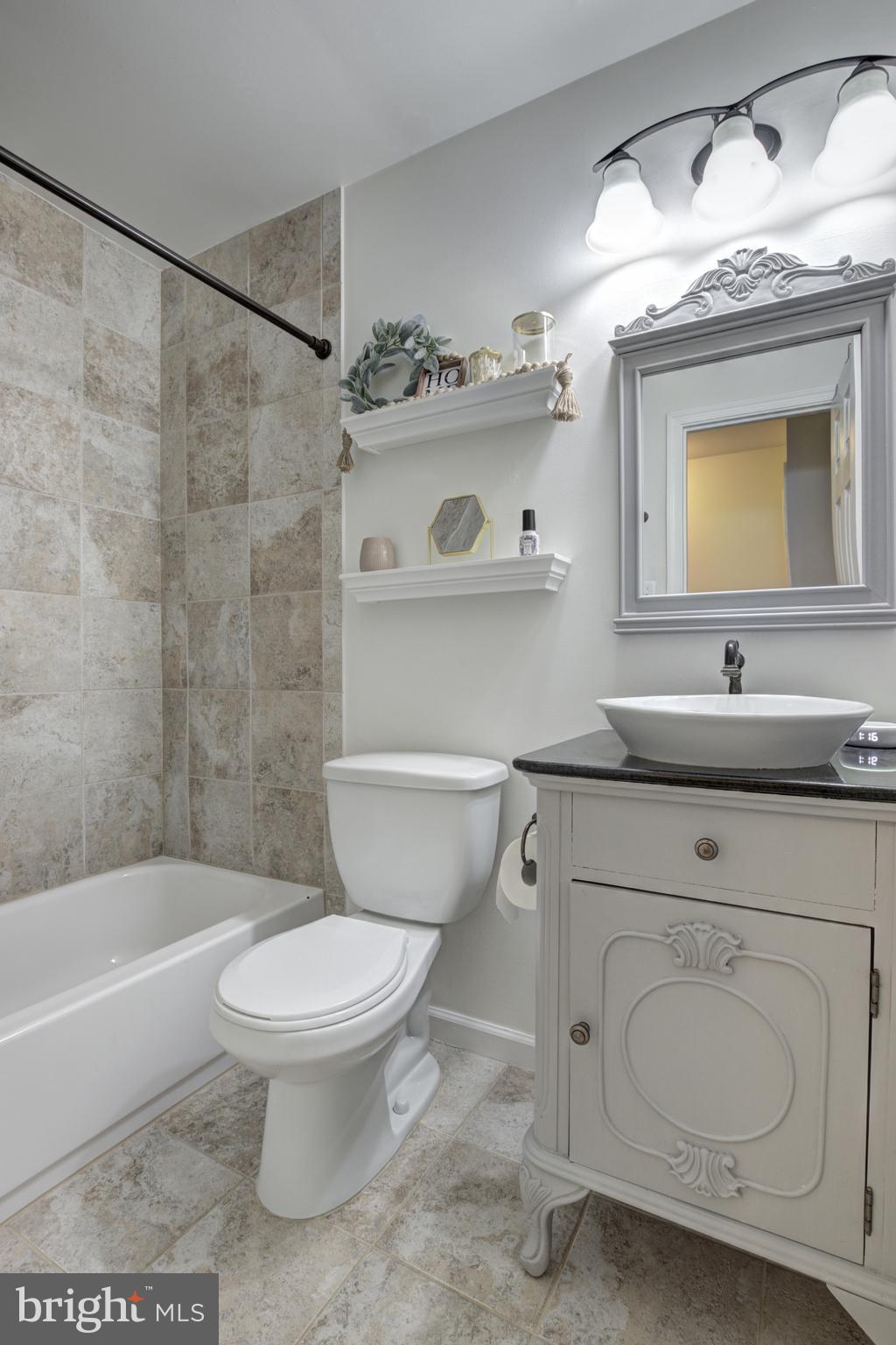 OLD MILL COMMUNITY - Residential