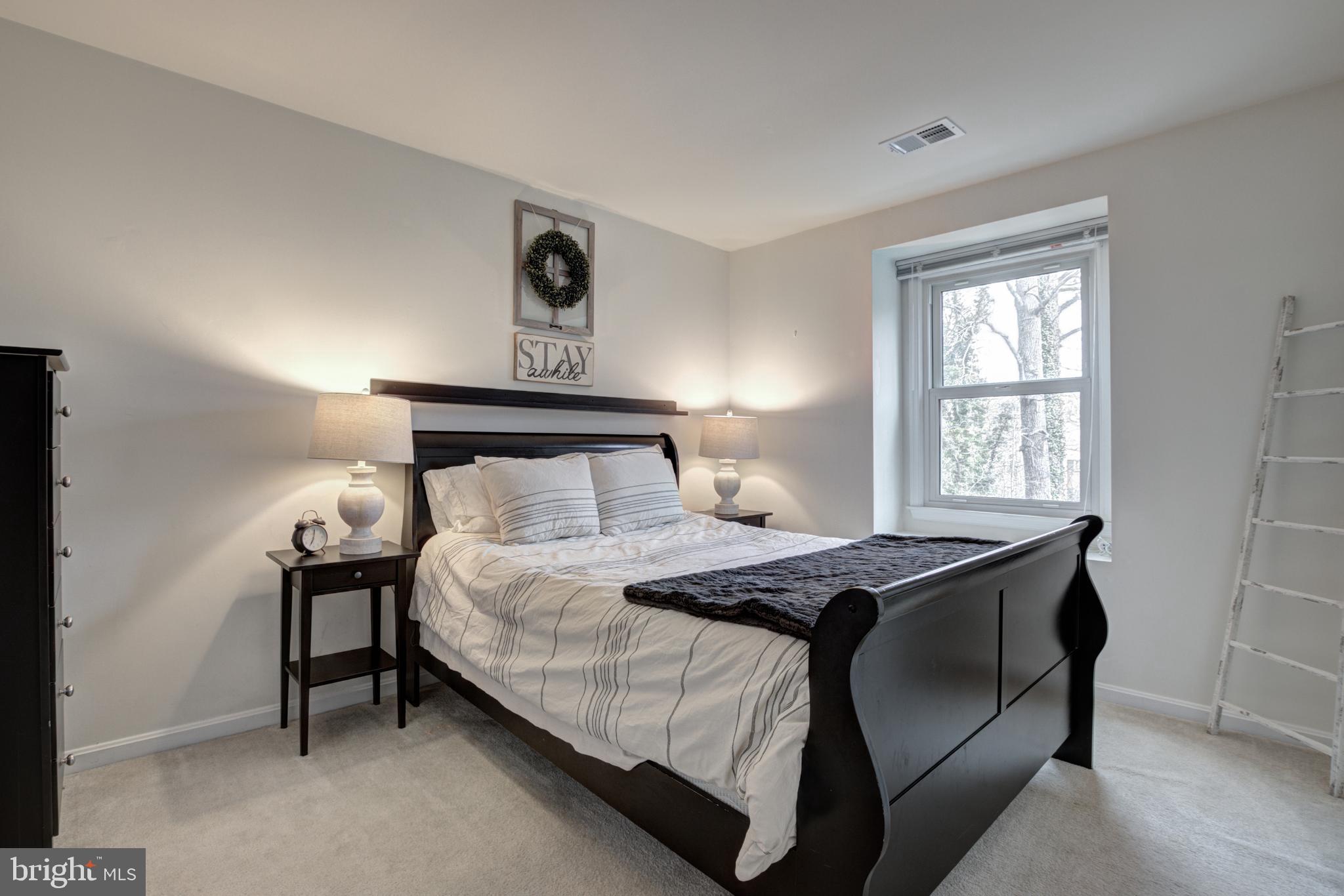 OLD MILL COMMUNITY - Residential