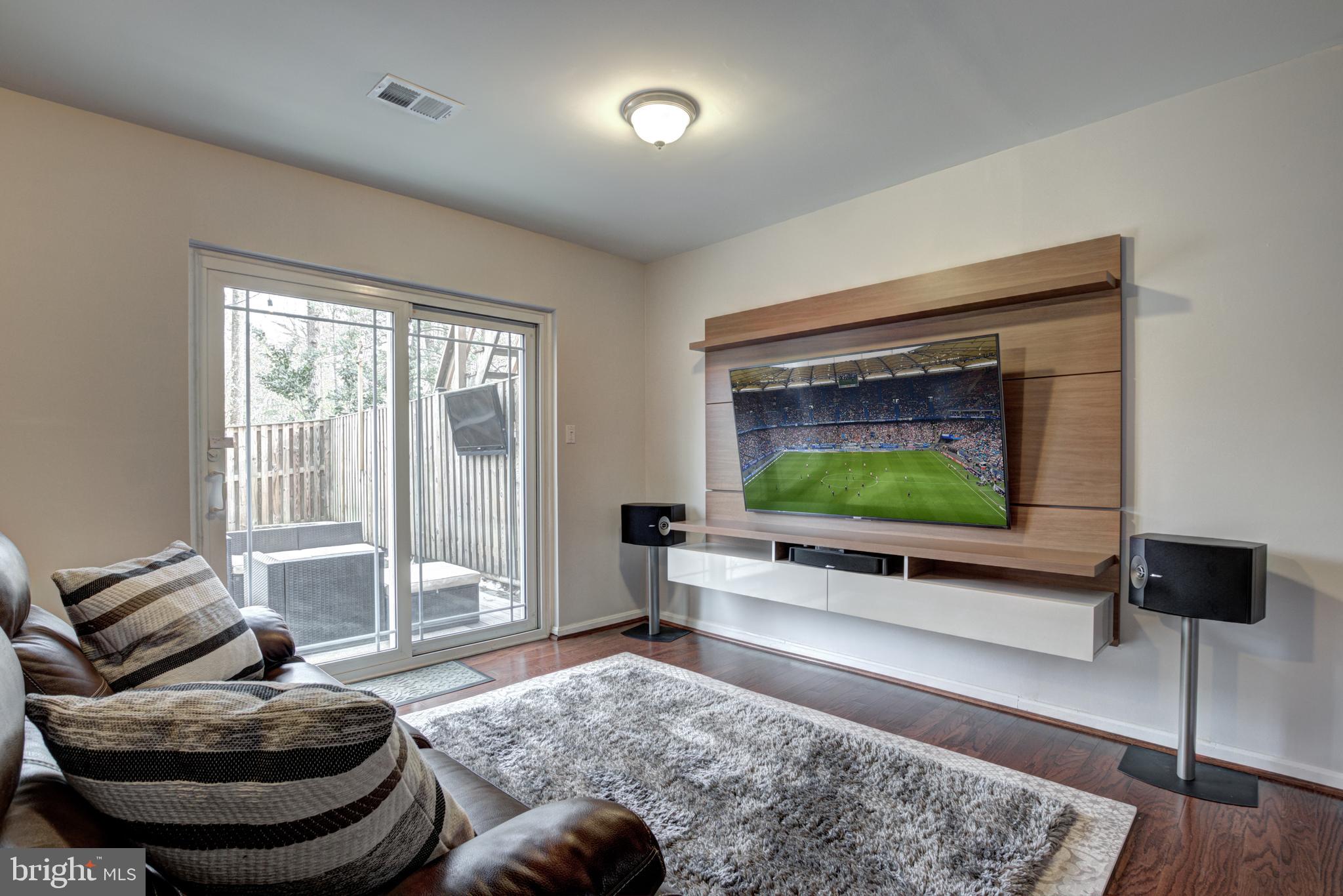 OLD MILL COMMUNITY - Residential