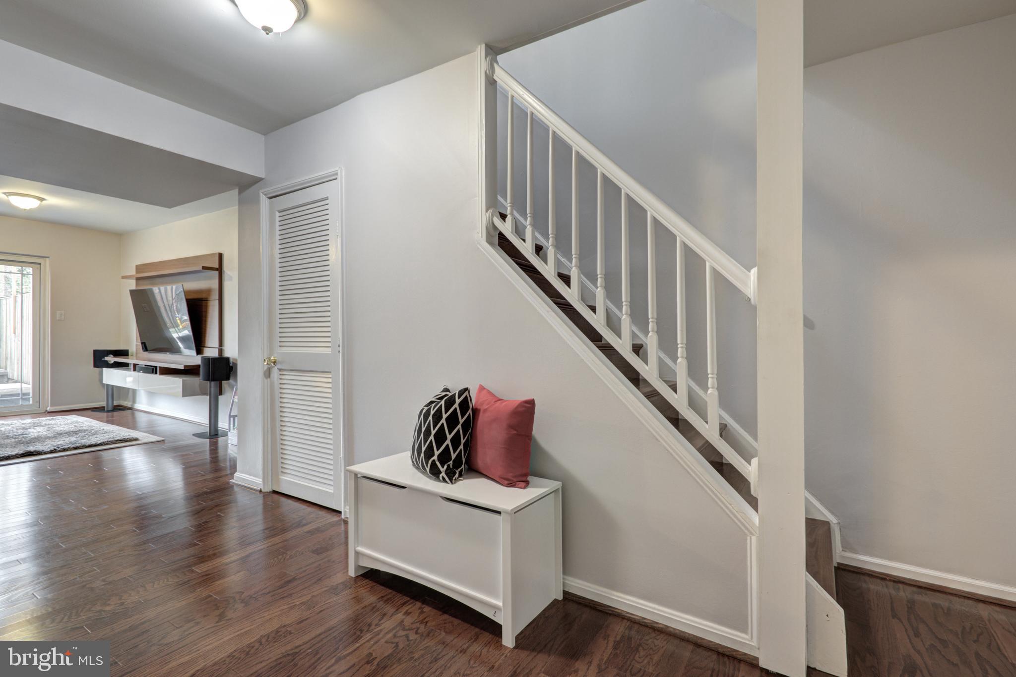 OLD MILL COMMUNITY - Residential