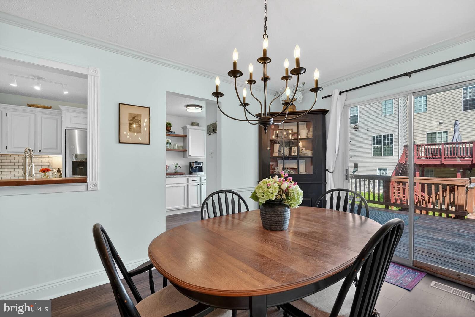 LONGMEAD - Residential