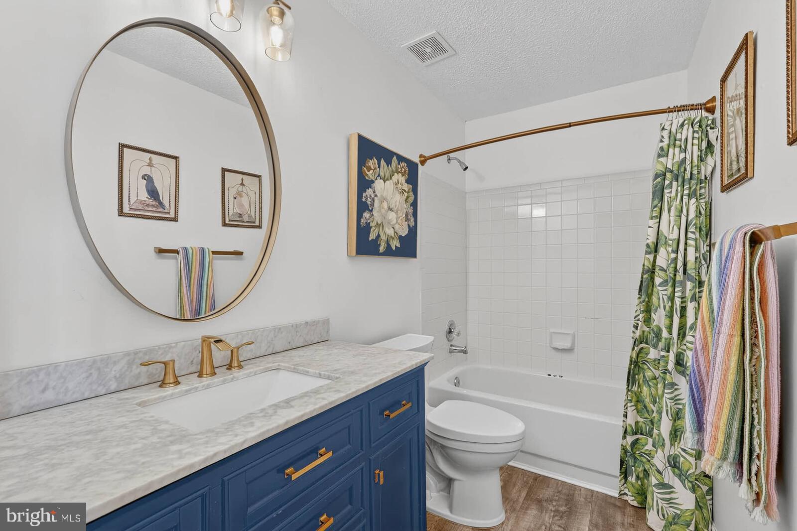 LONGMEAD - Residential