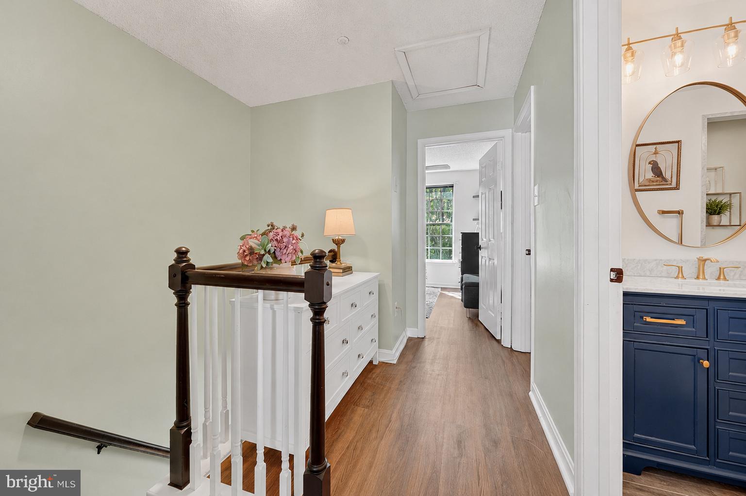 LONGMEAD - Residential