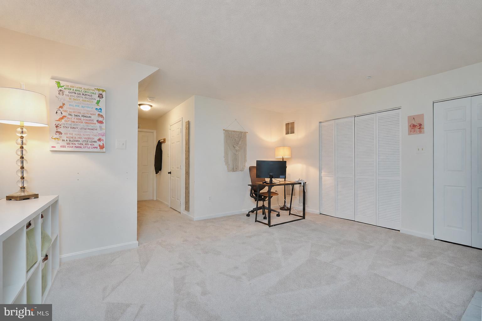 LONGMEAD - Residential