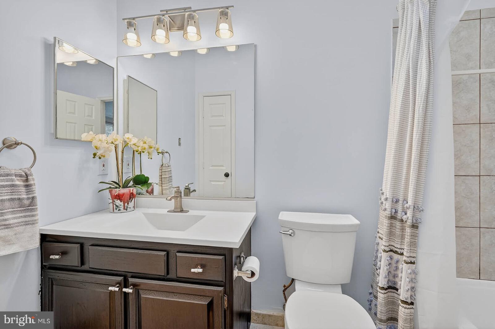 LONGMEAD - Residential