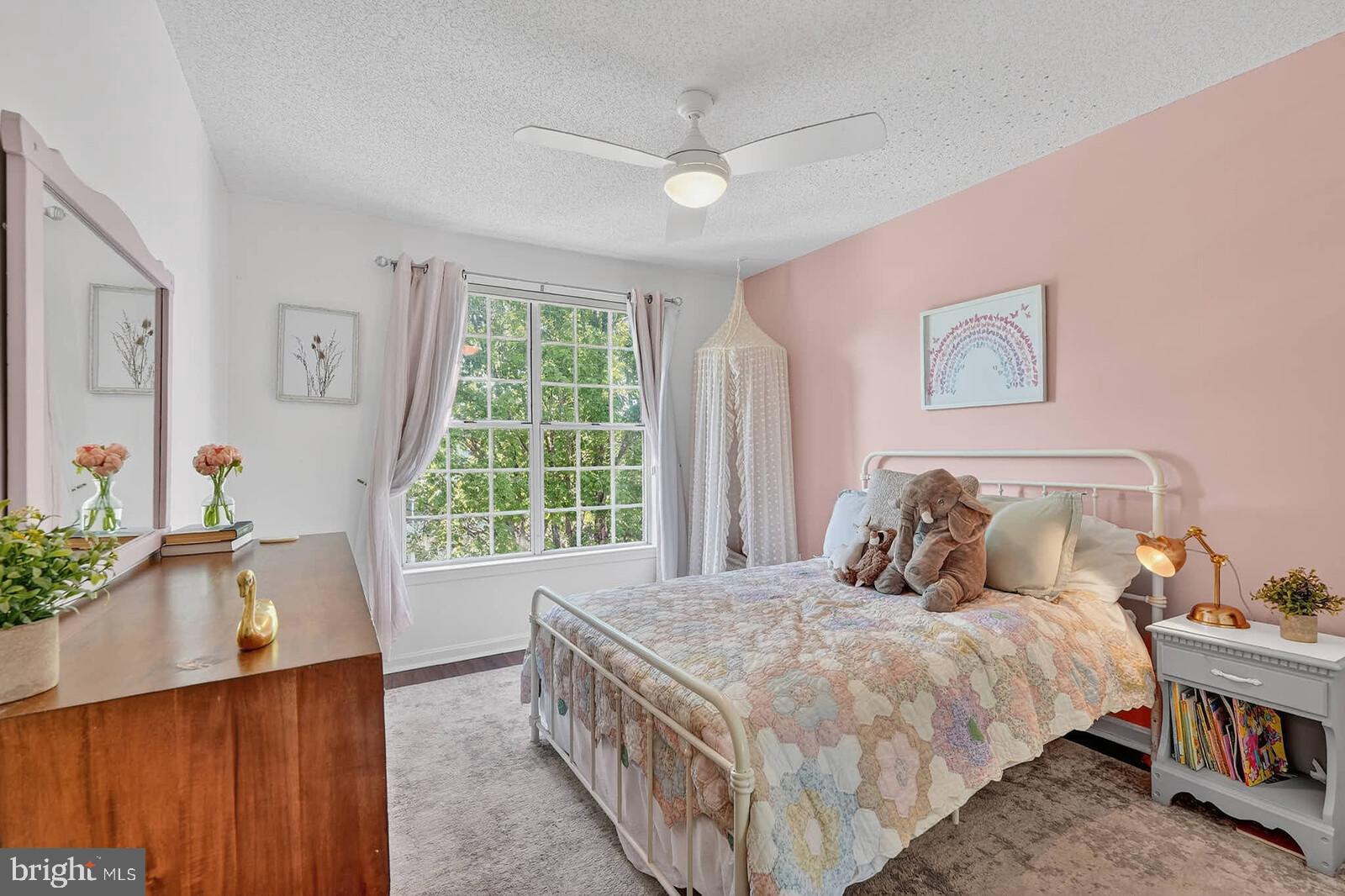 LONGMEAD - Residential