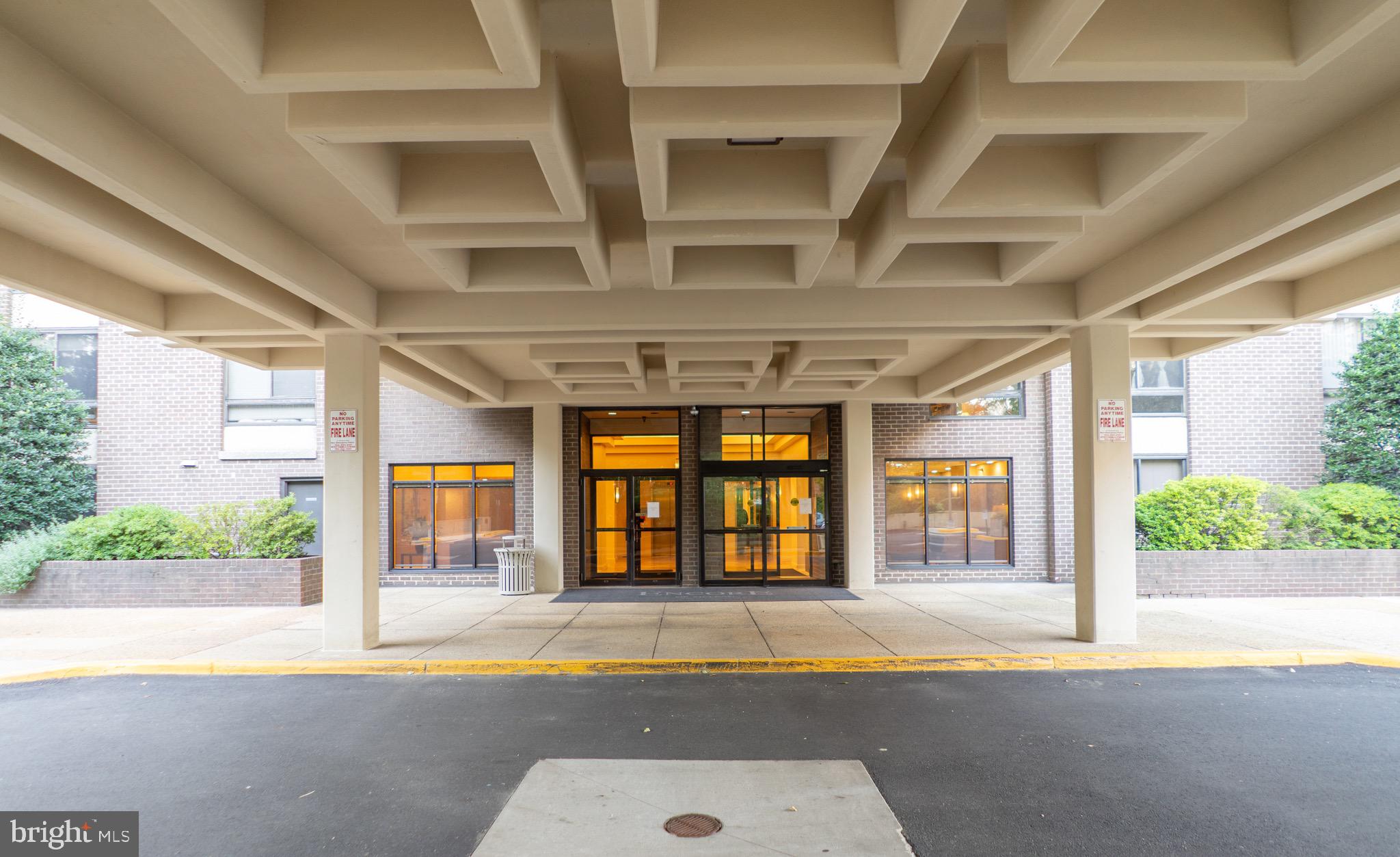 ENCORE OF MCLEAN - Residential Lease