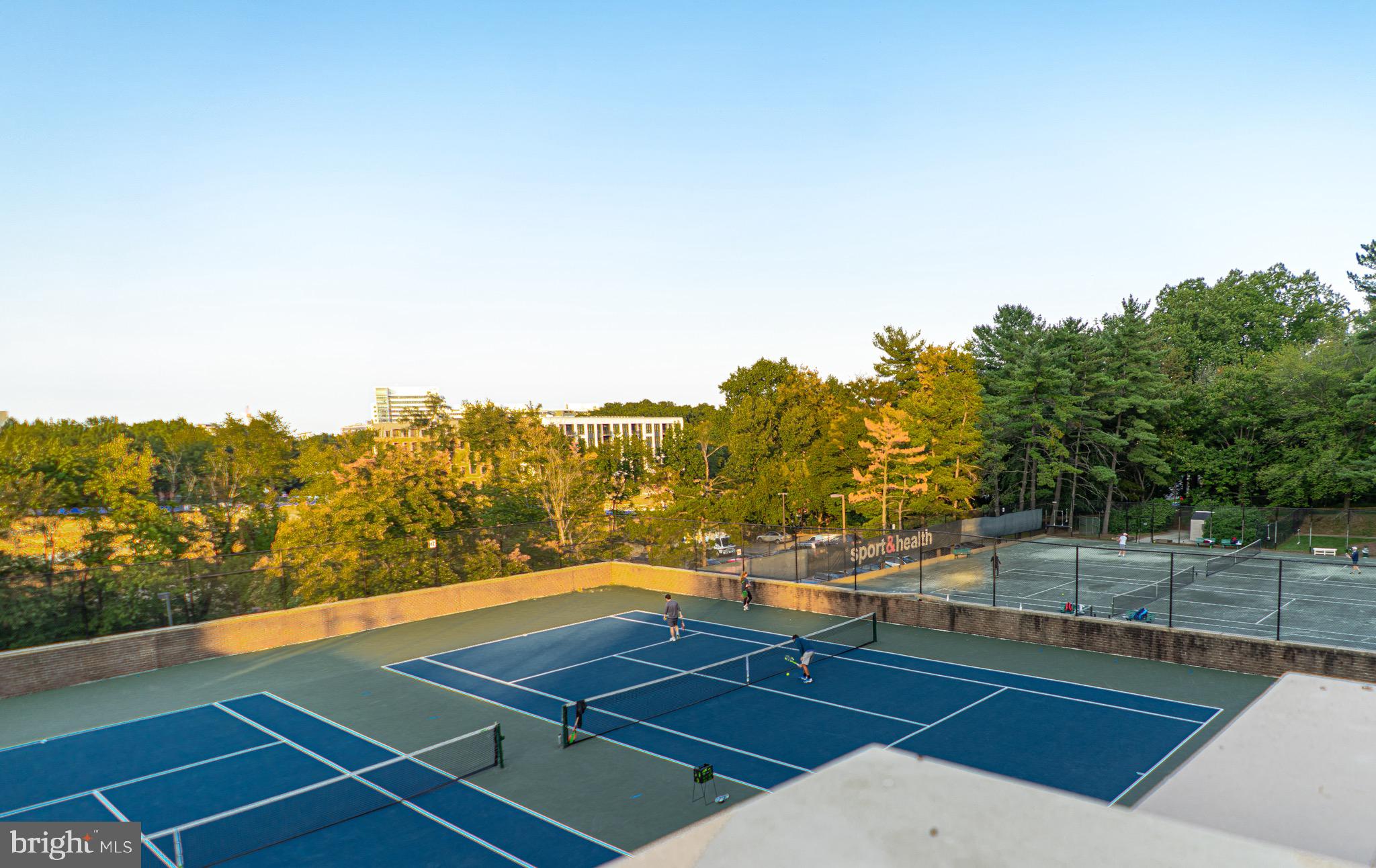 ENCORE OF MCLEAN - Residential Lease