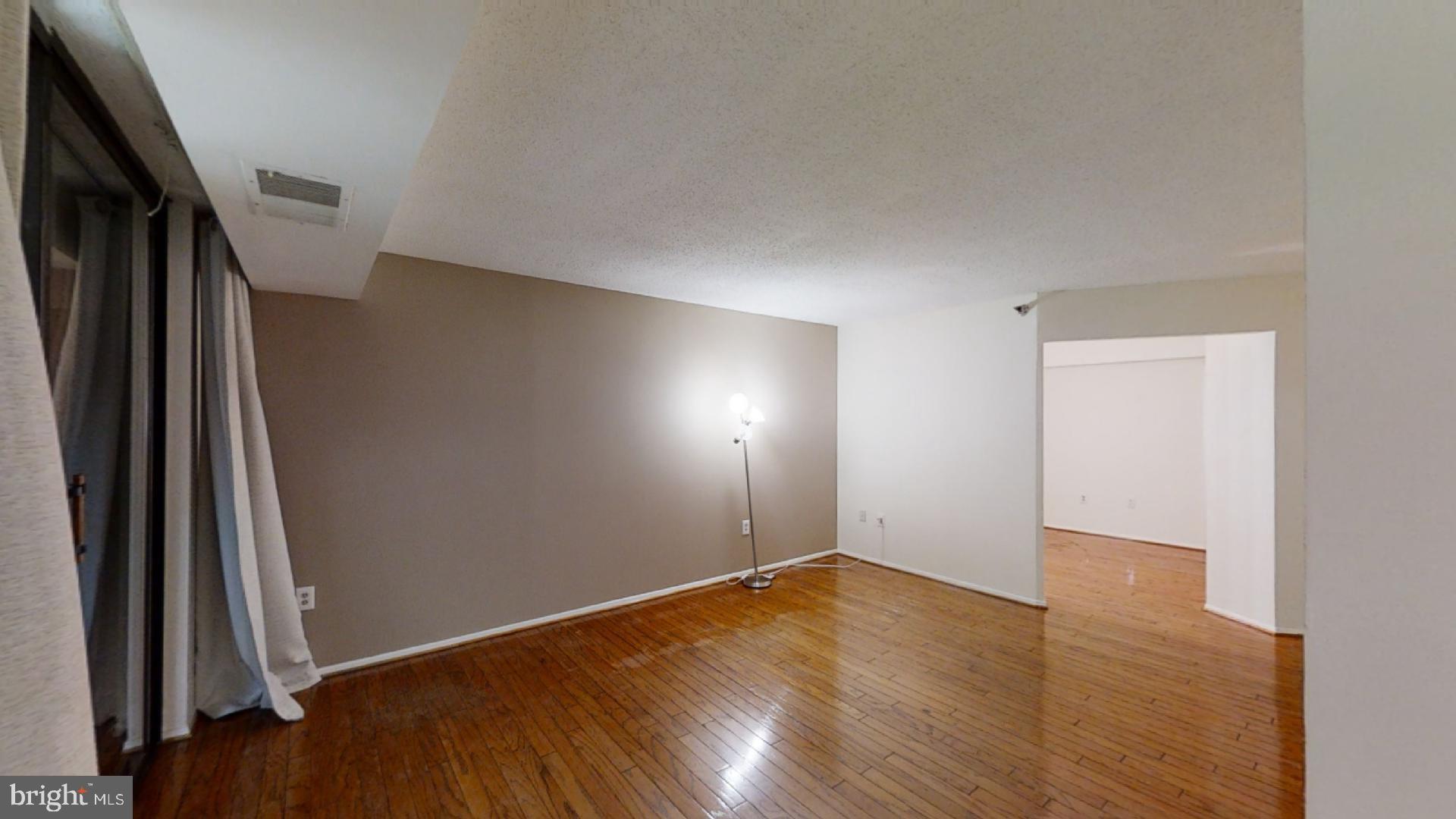 ENCORE OF MCLEAN - Residential Lease