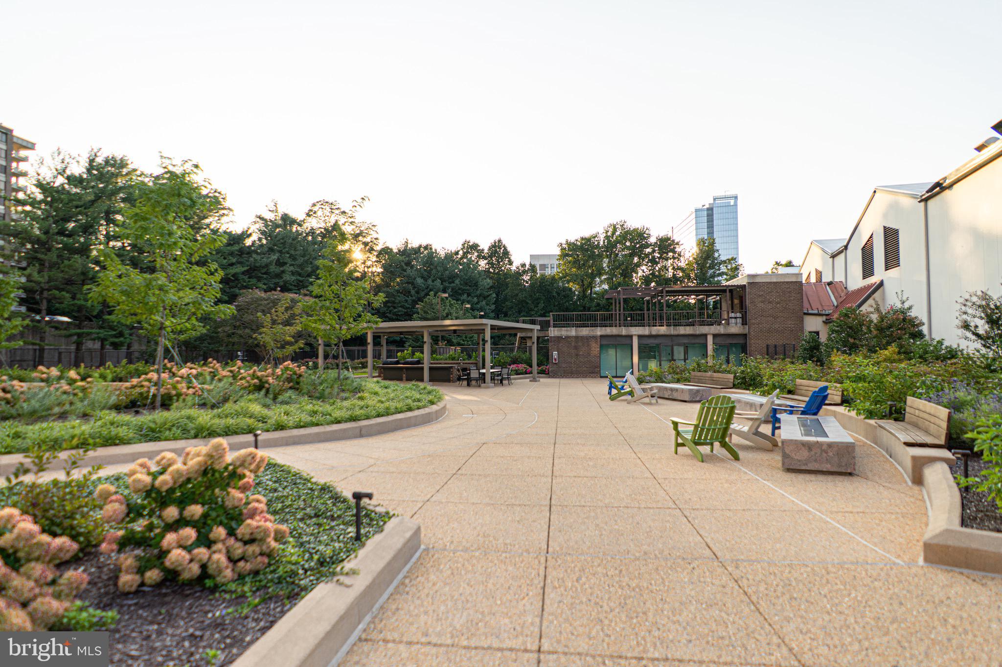 ENCORE OF MCLEAN - Residential Lease