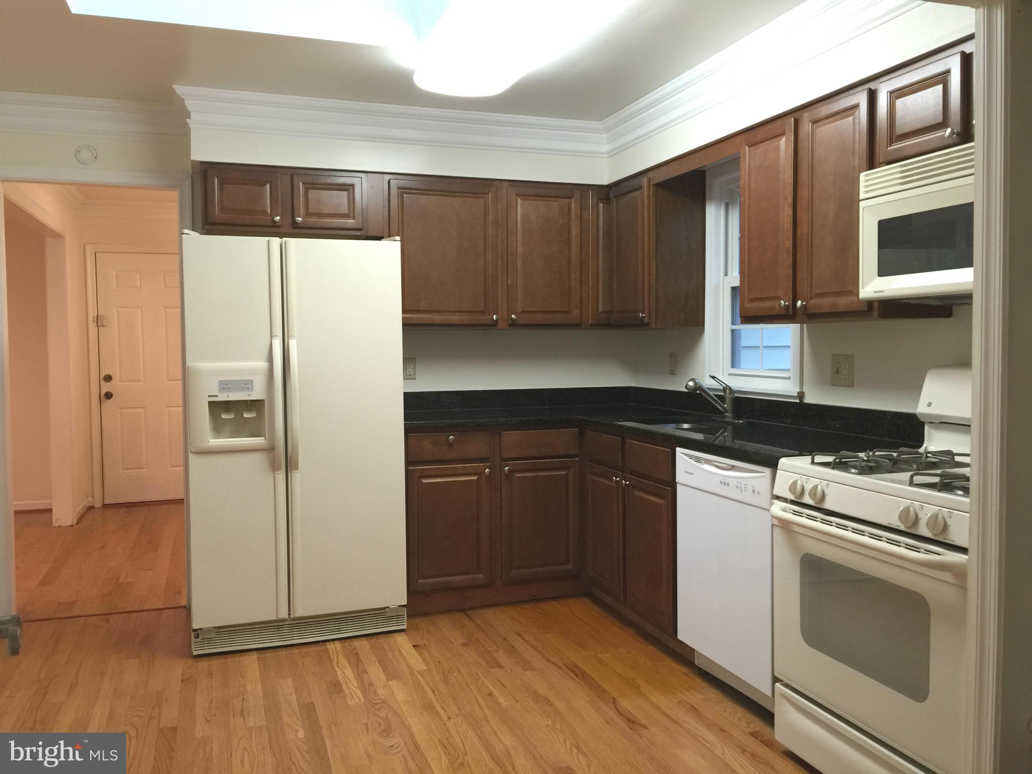 QUINCE ORCHARD KNOLLS - Residential Lease