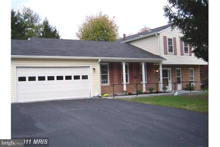 QUINCE ORCHARD KNOLLS - Residential Lease