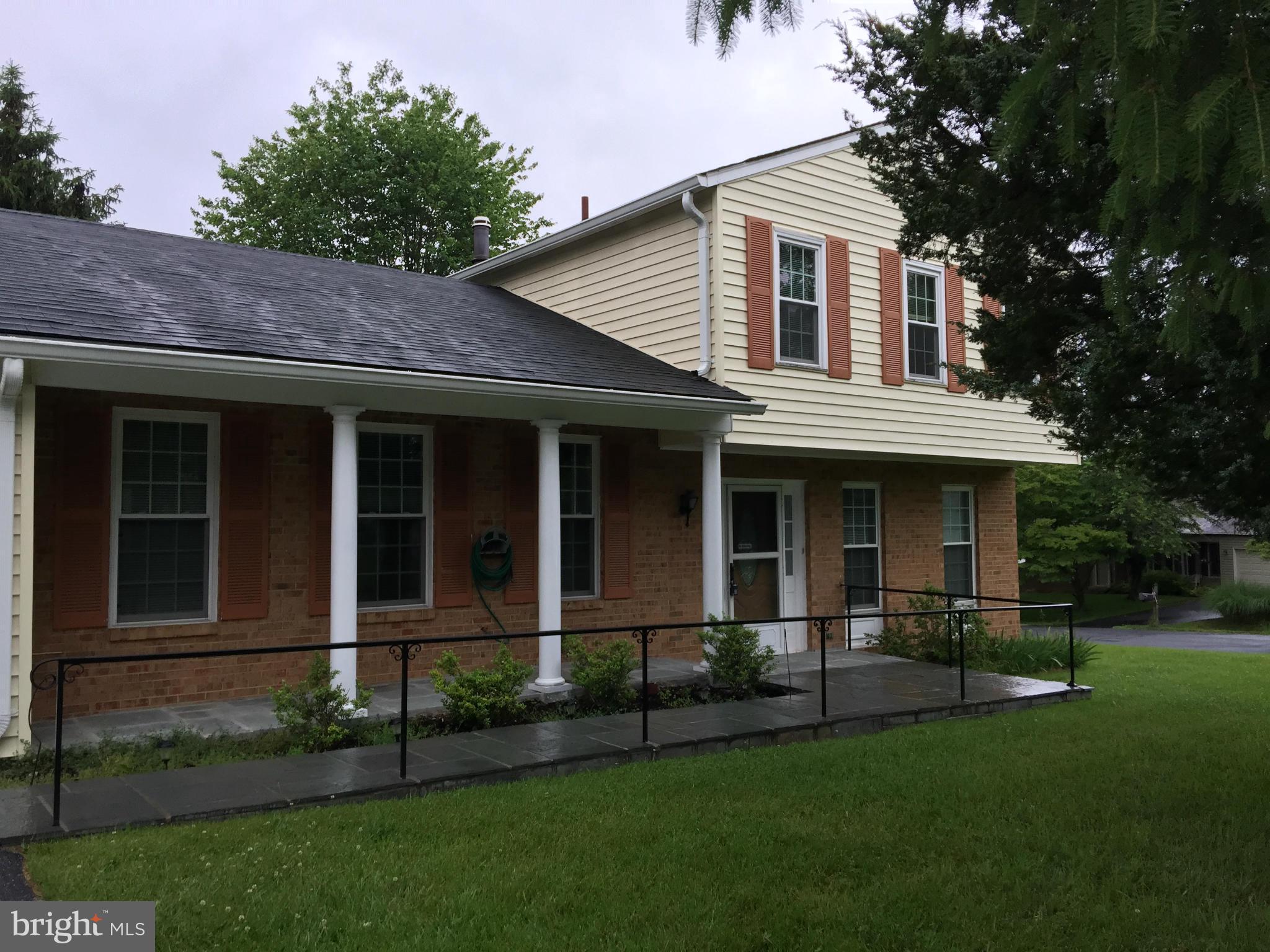 QUINCE ORCHARD KNOLLS - Residential Lease