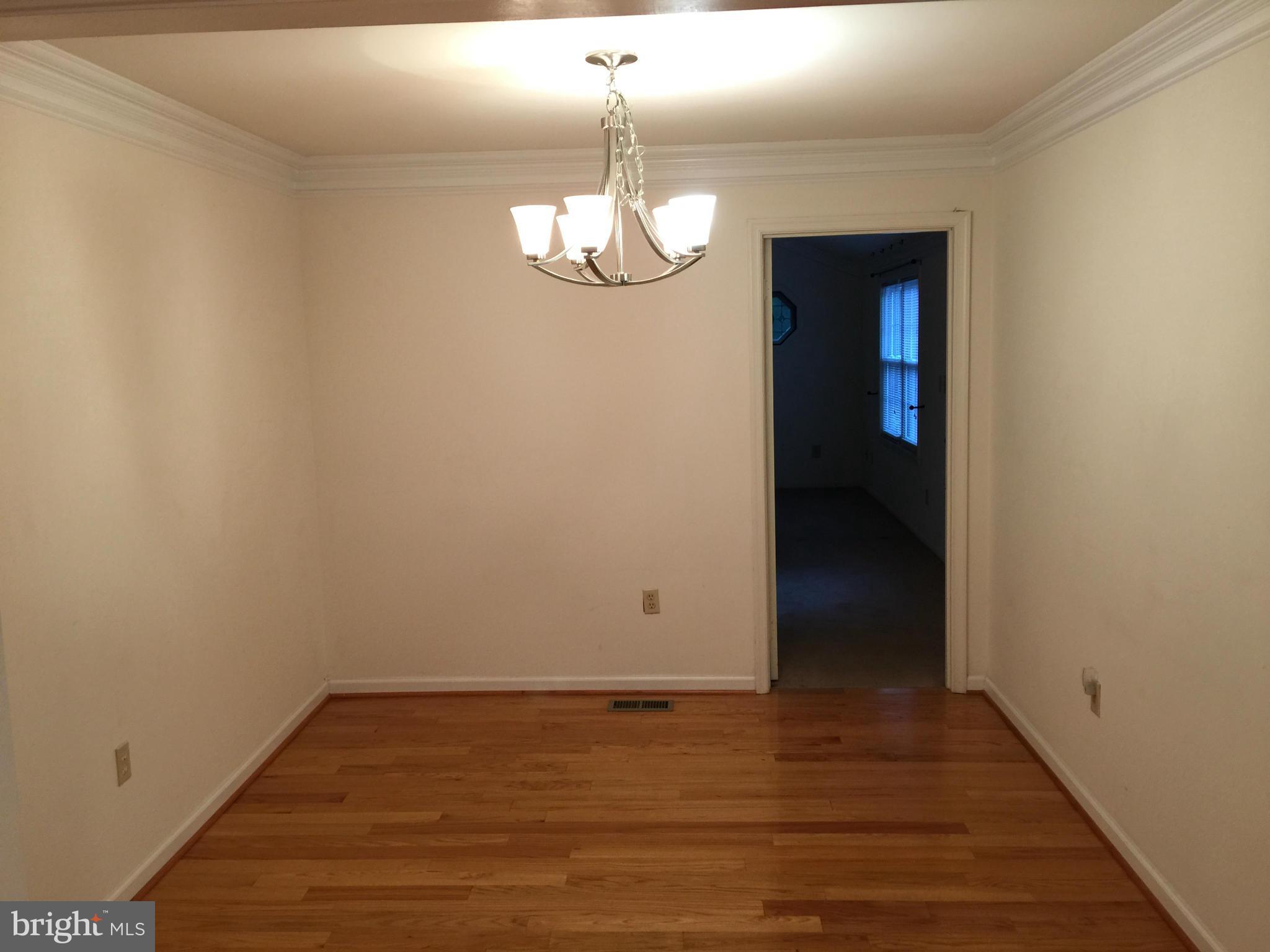 QUINCE ORCHARD KNOLLS - Residential Lease