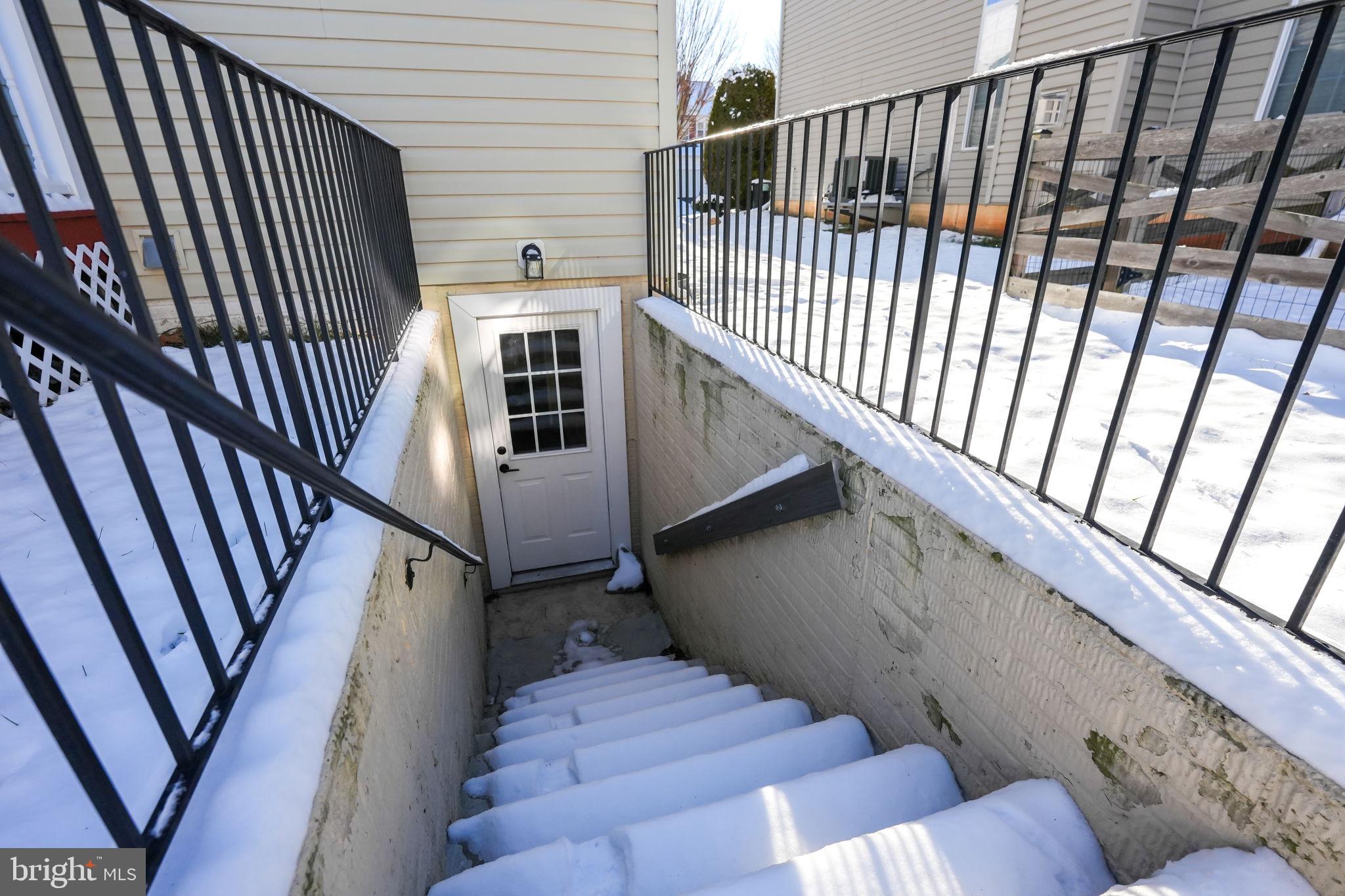 RIVENBURG - Residential Lease