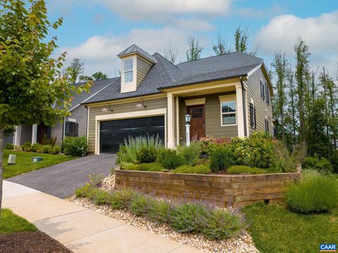 138 BISHOPGATE LN CROZET VA 22932