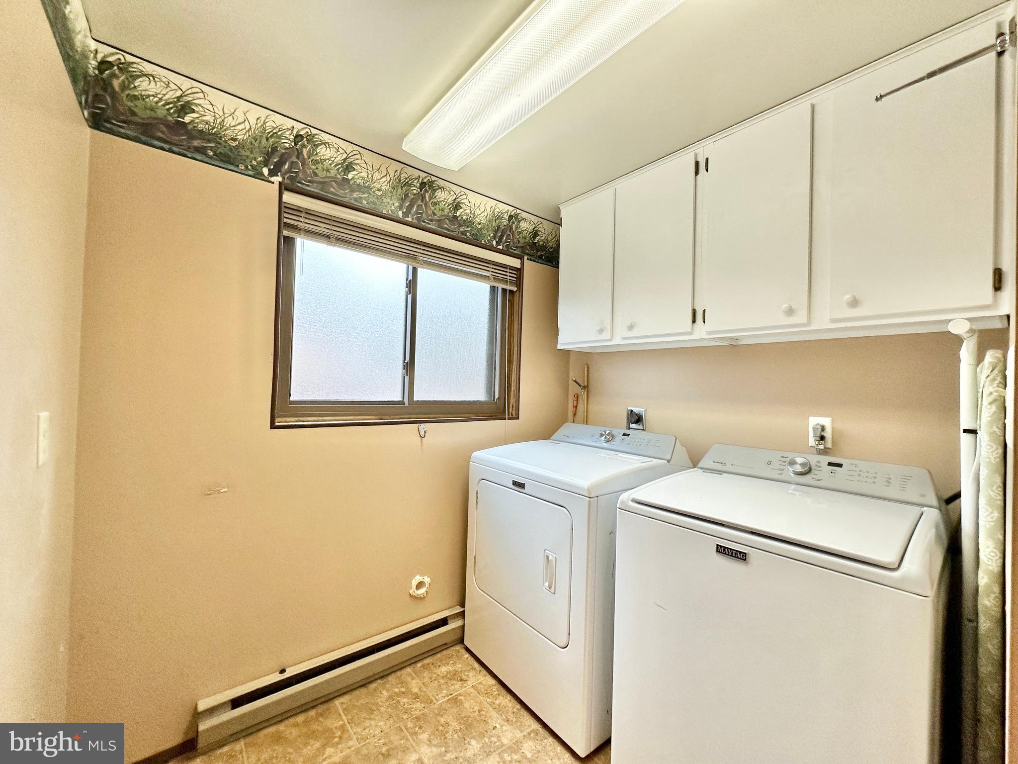 THE WOODS - Residential Lease