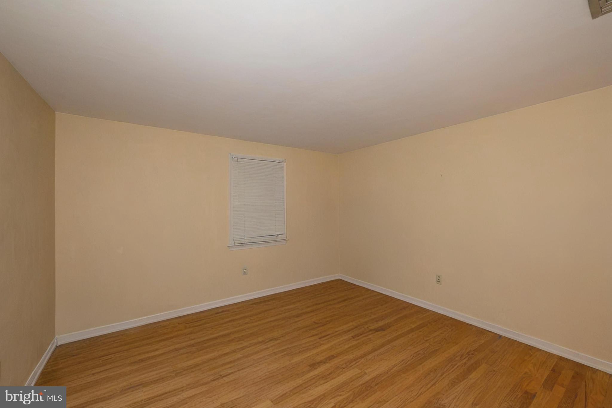 MILLBROOK FARMS - Residential