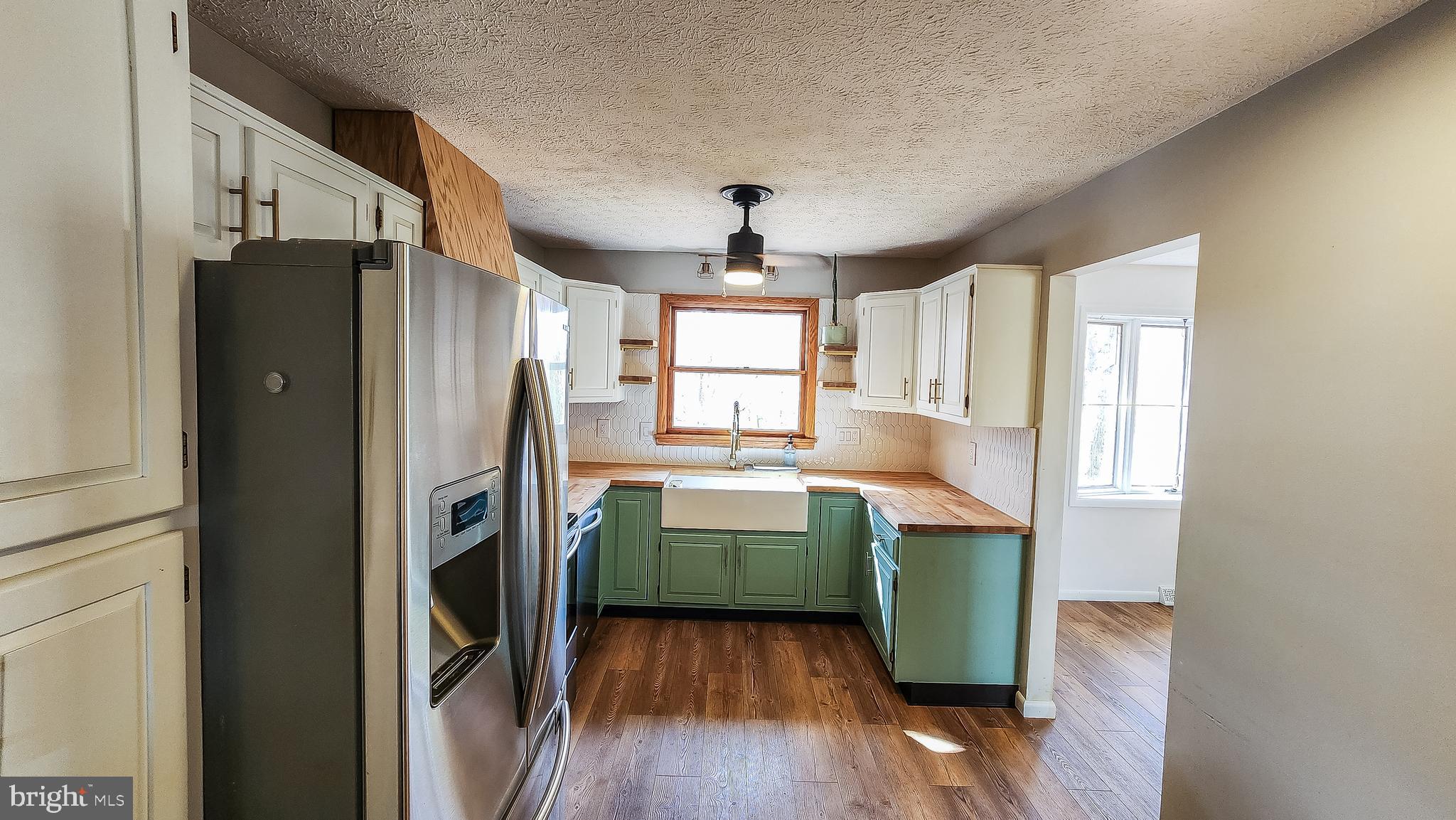 AMCELLE ACRES - Residential