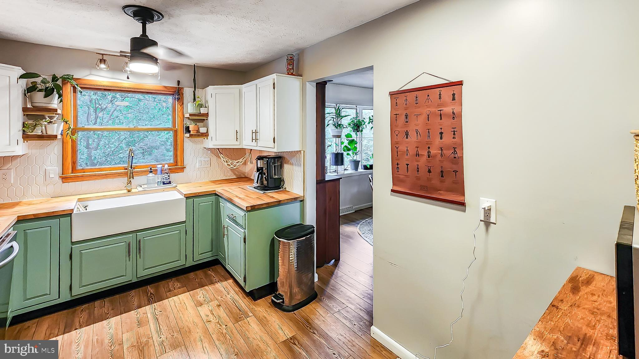 AMCELLE ACRES - Residential