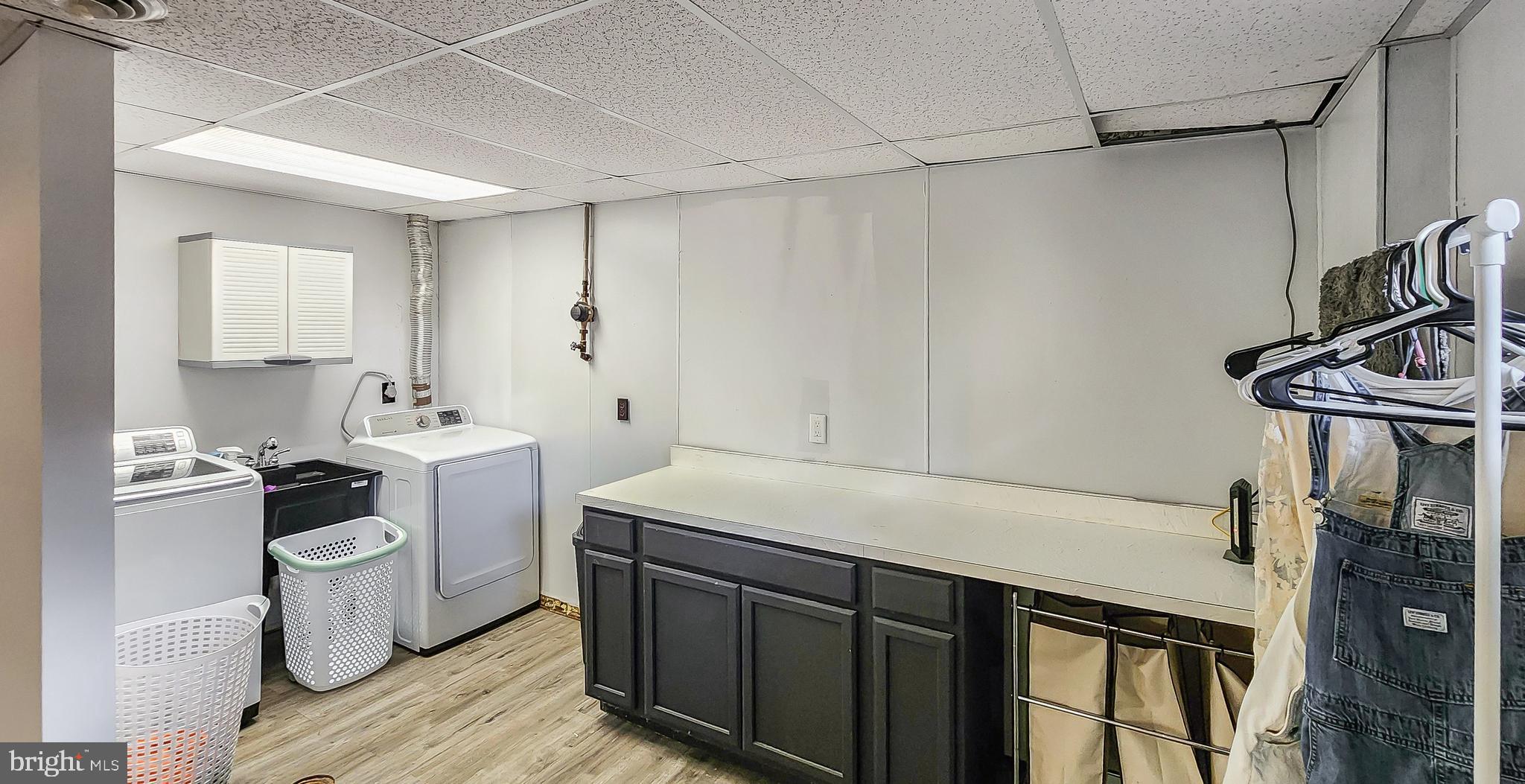 AMCELLE ACRES - Residential