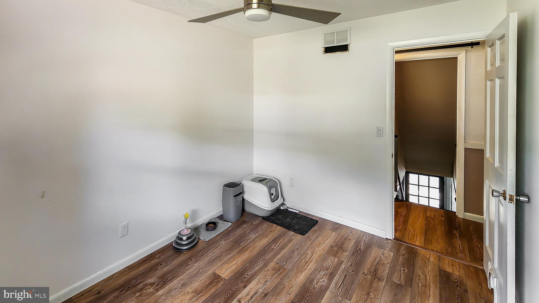 AMCELLE ACRES - Residential