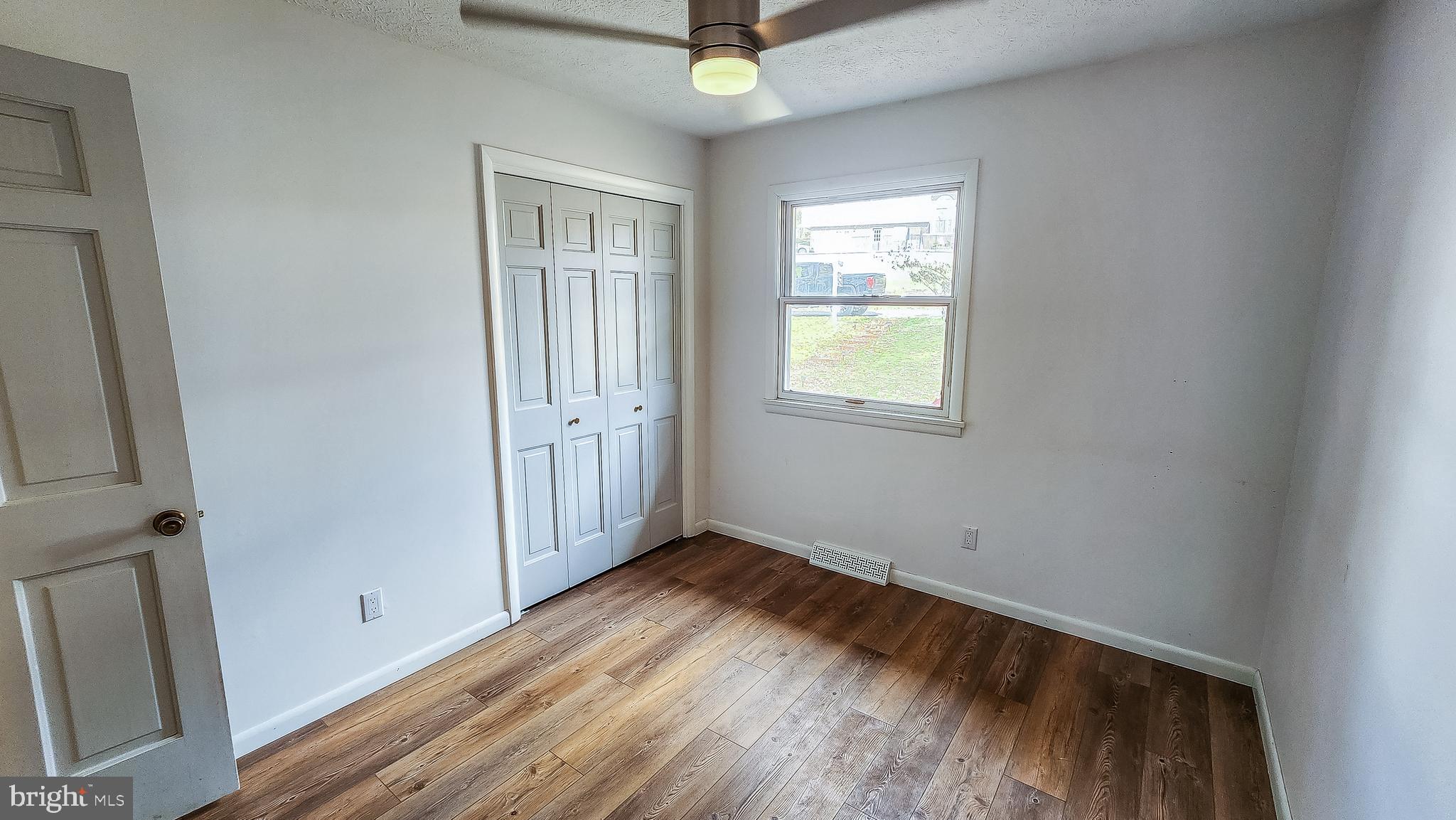 AMCELLE ACRES - Residential