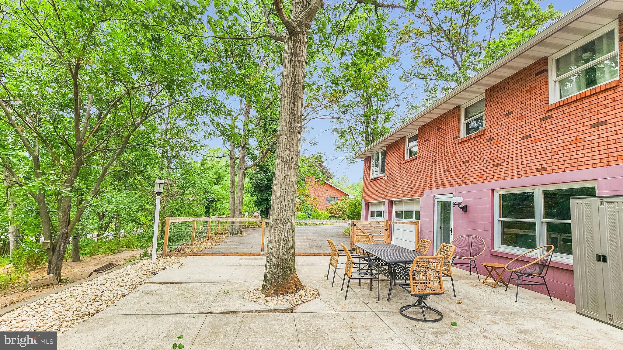 AMCELLE ACRES - Residential