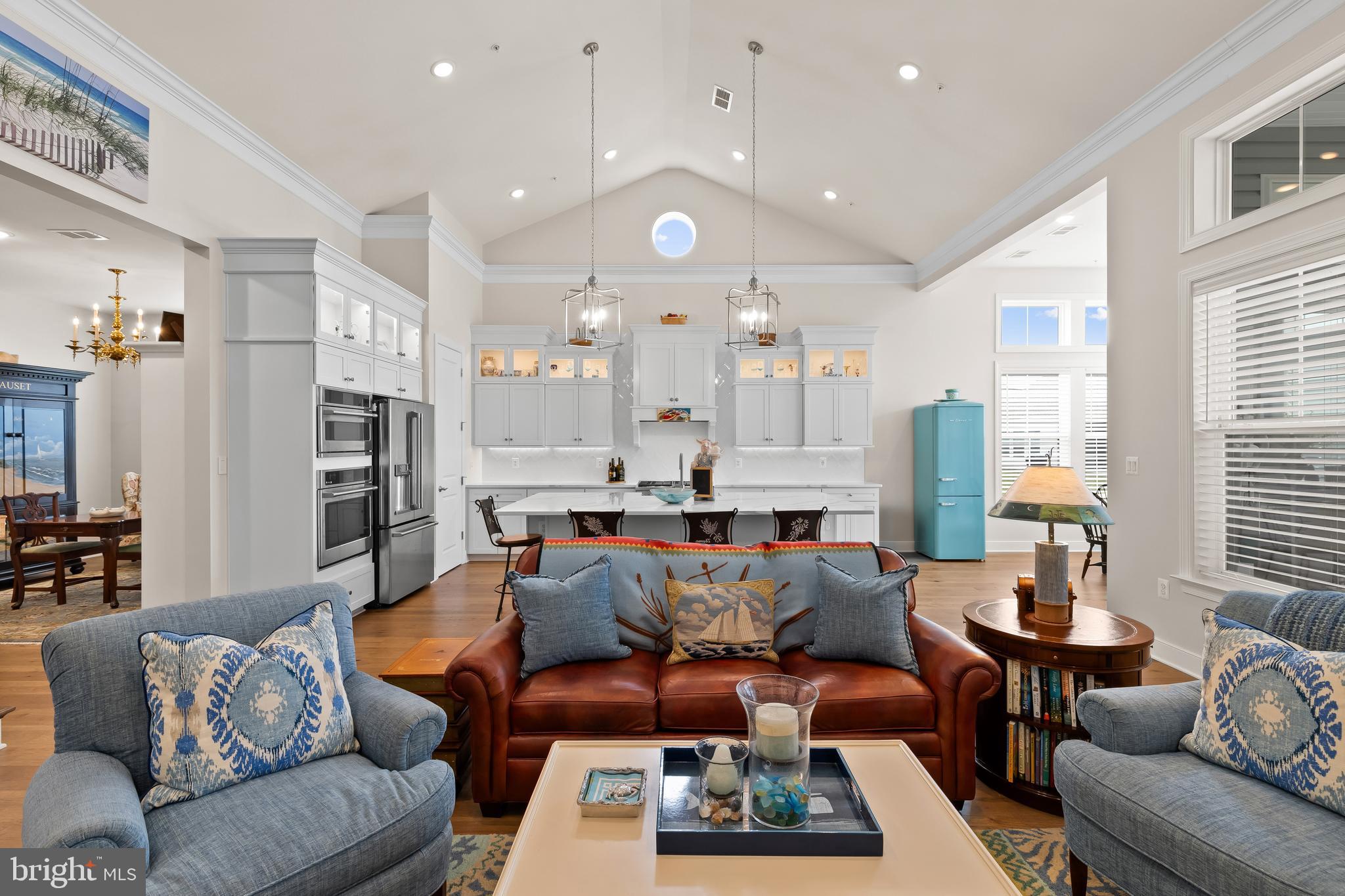 FOUR SEASONS AT KENT ISLAND - Residential