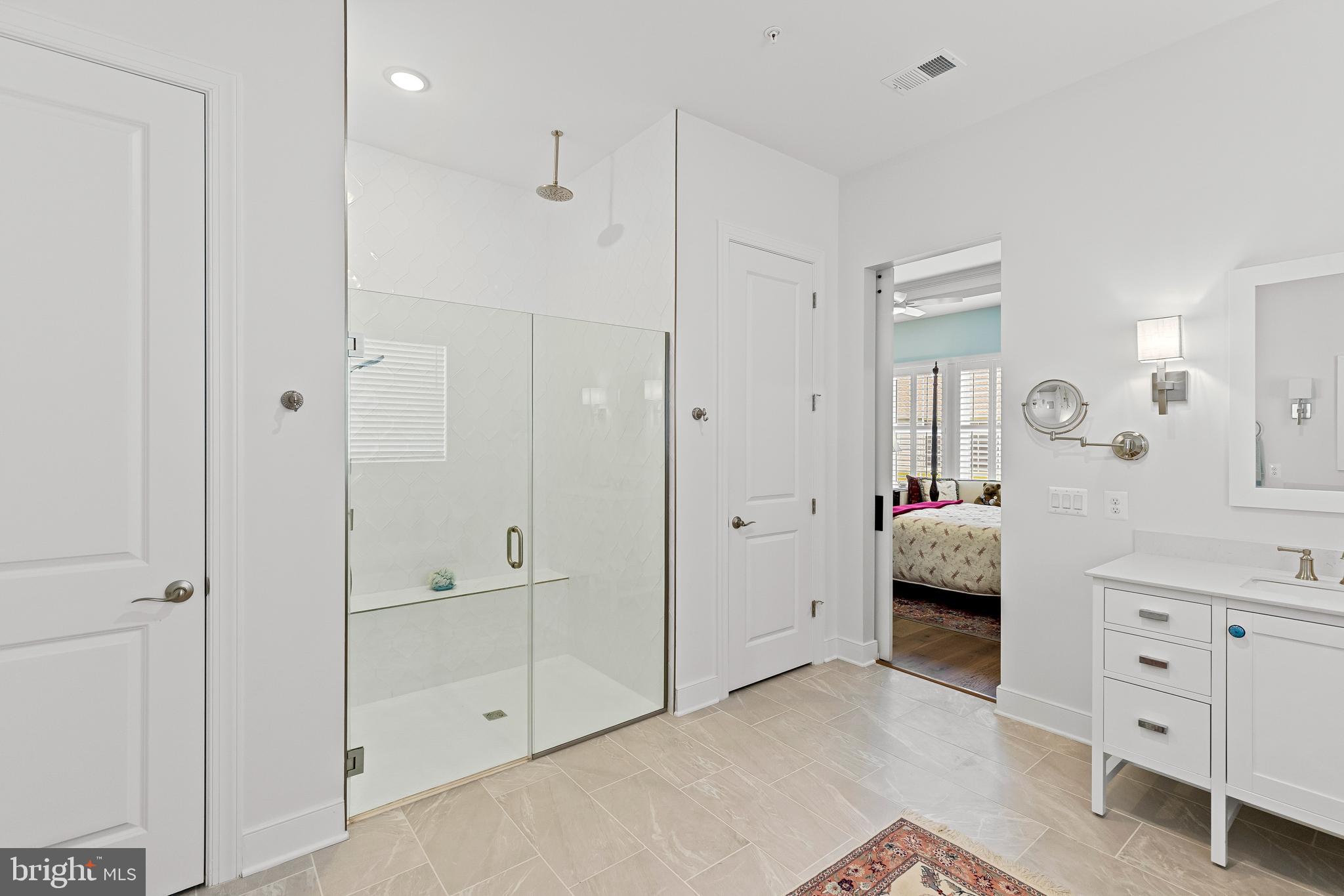 FOUR SEASONS AT KENT ISLAND - Residential