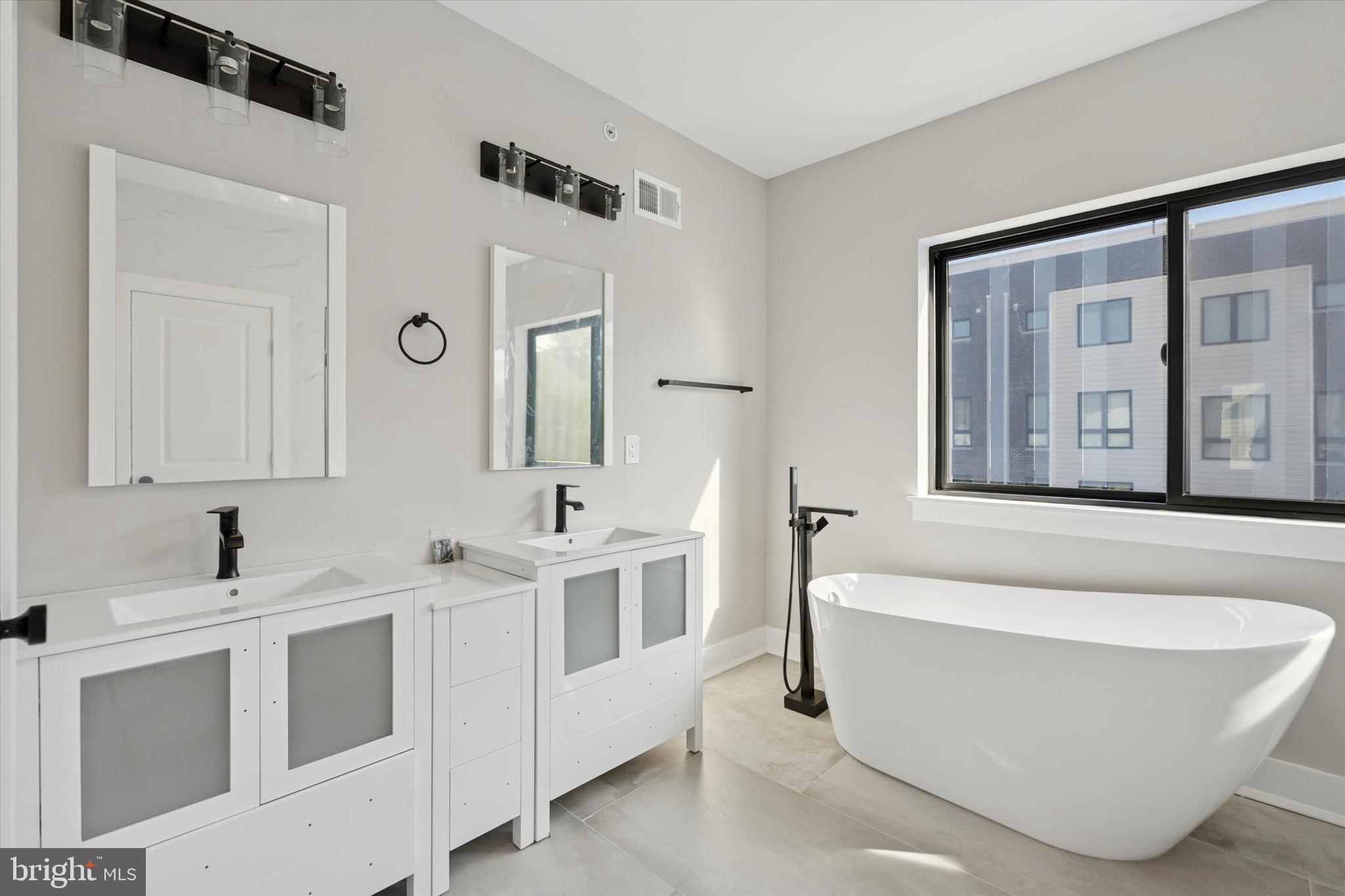 MANAYUNK - Residential