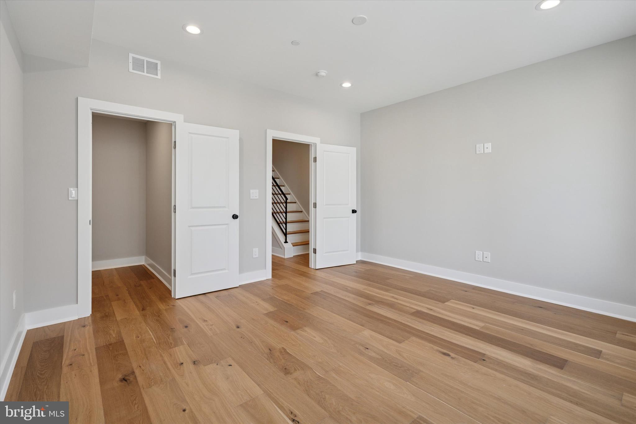 MANAYUNK - Residential