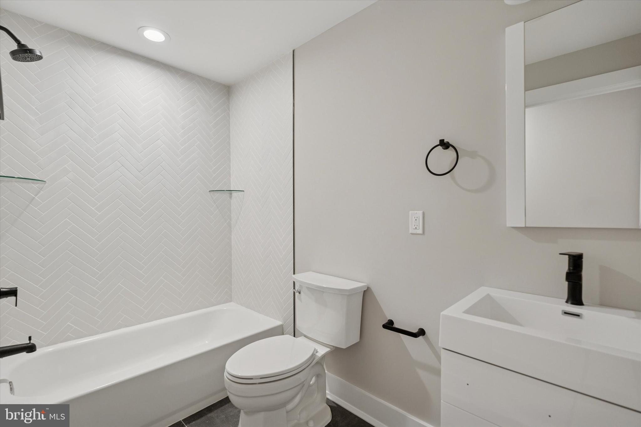 MANAYUNK - Residential