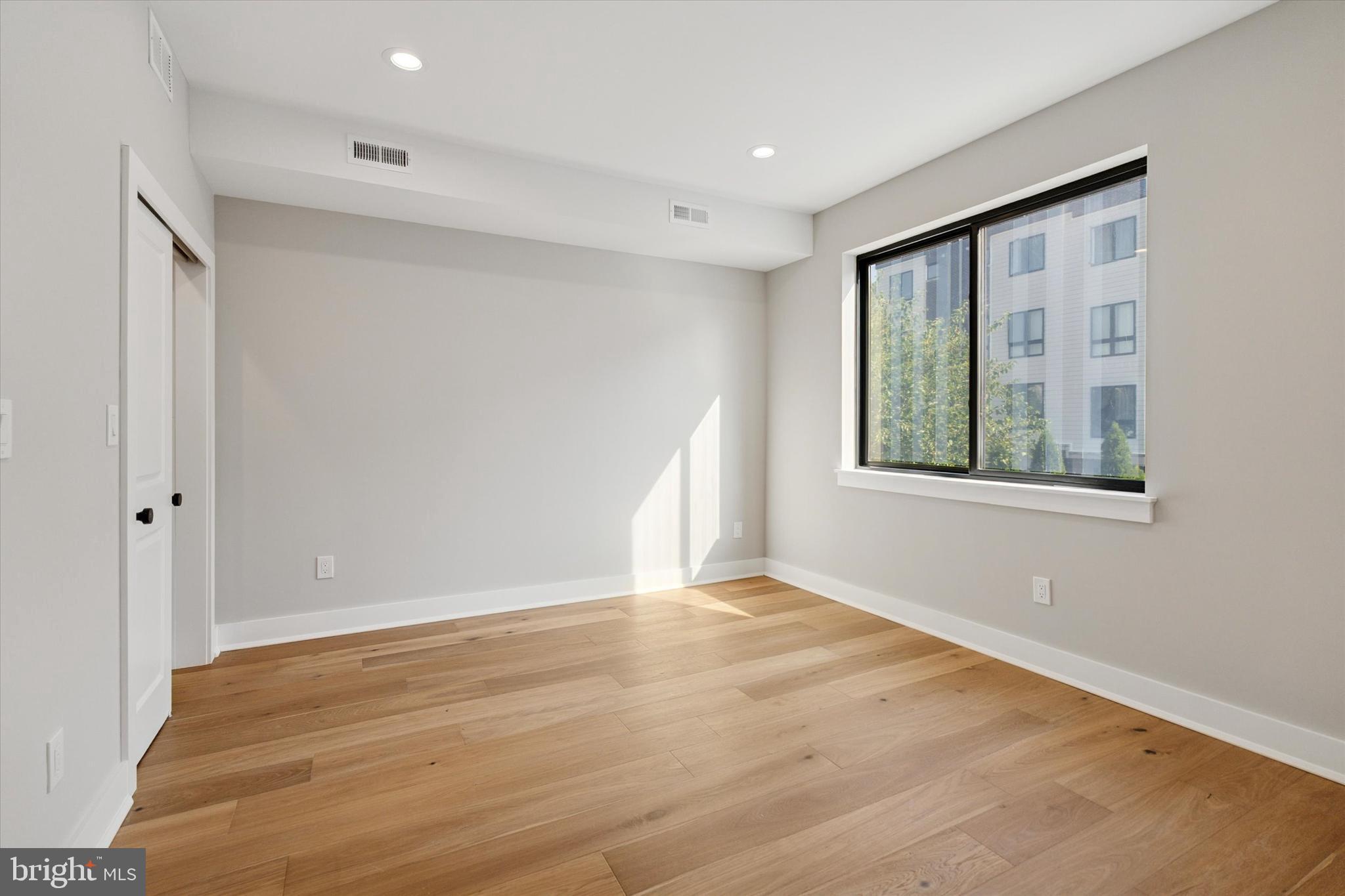 MANAYUNK - Residential