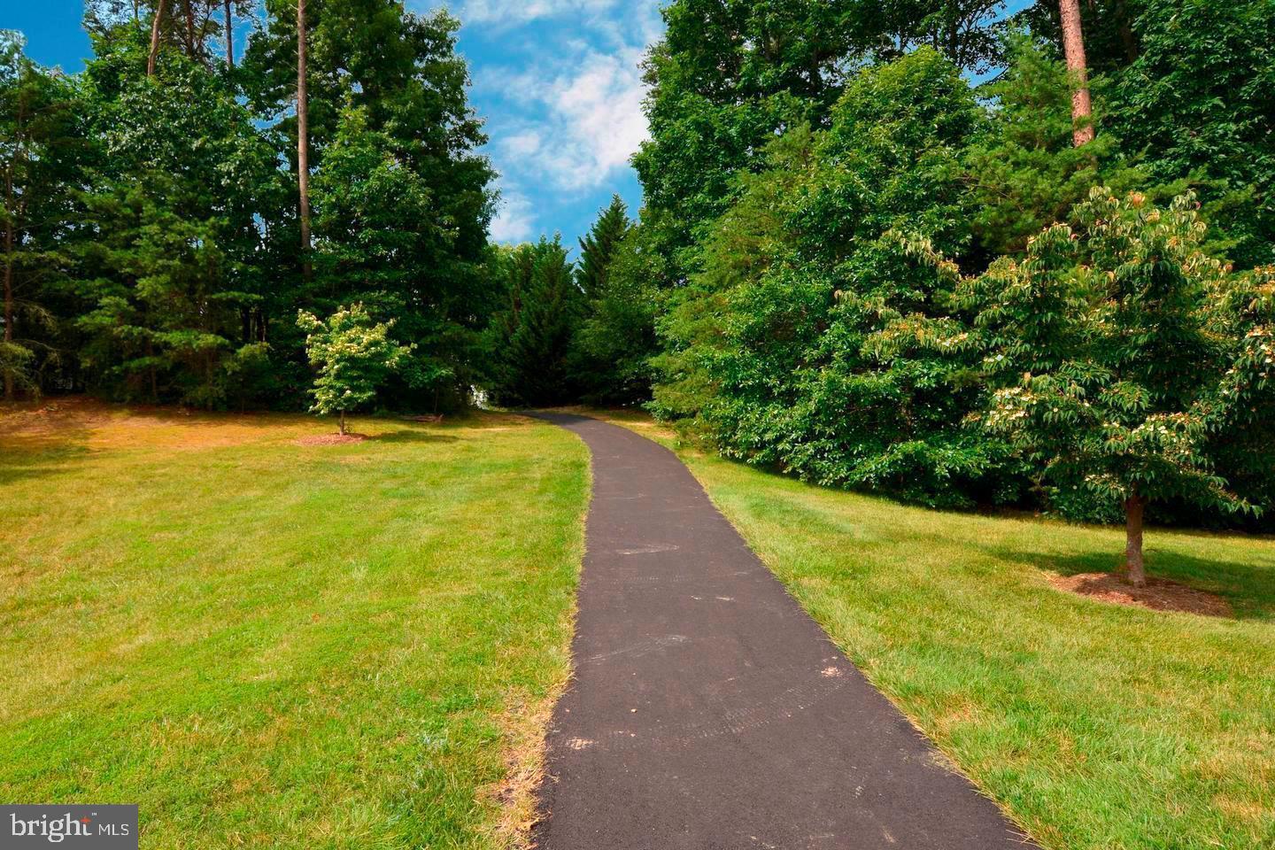 STAFFORD LAKES VILLAGE - Residential