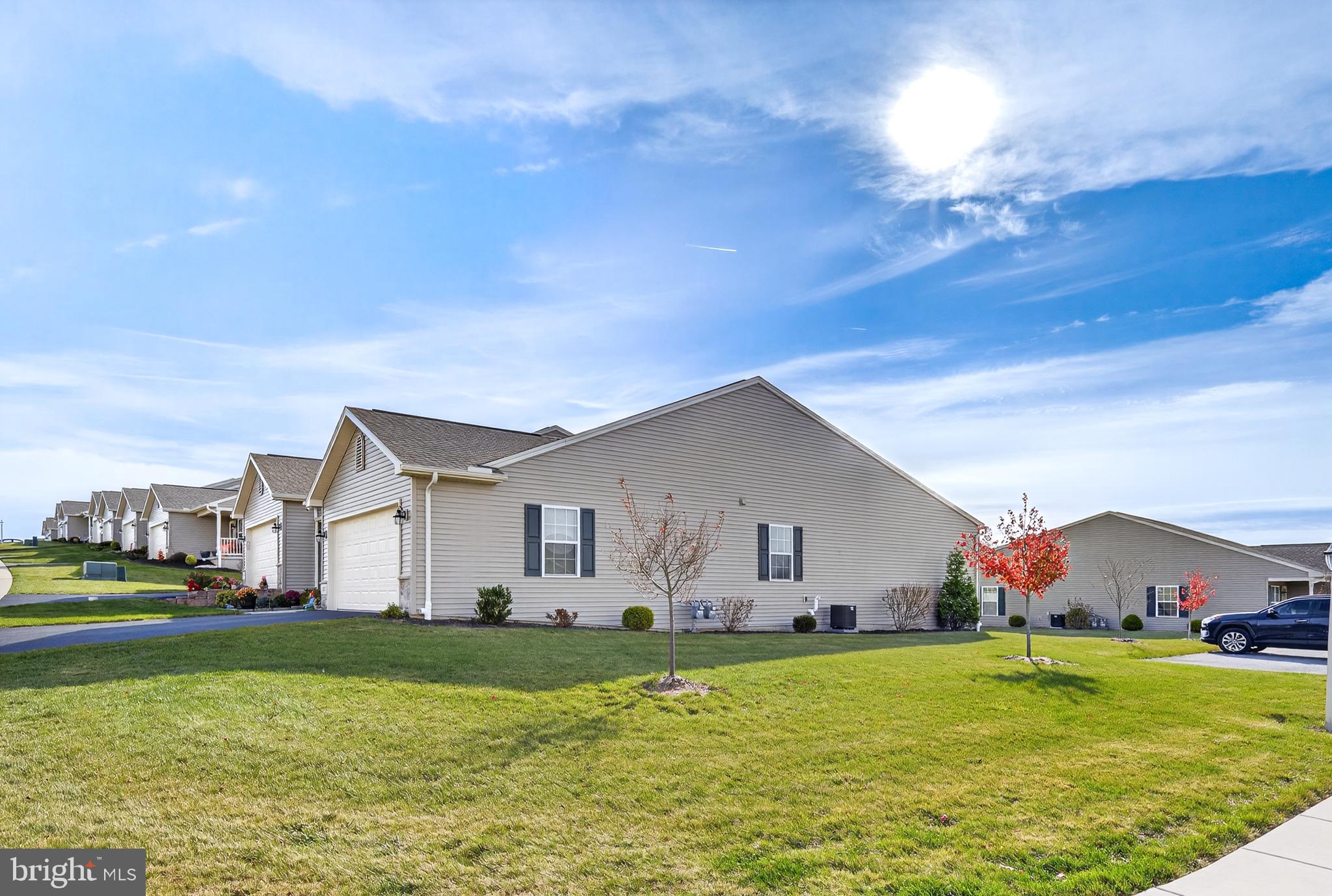 THE PADDOCK @ EQUINE MEADOWS - Residential